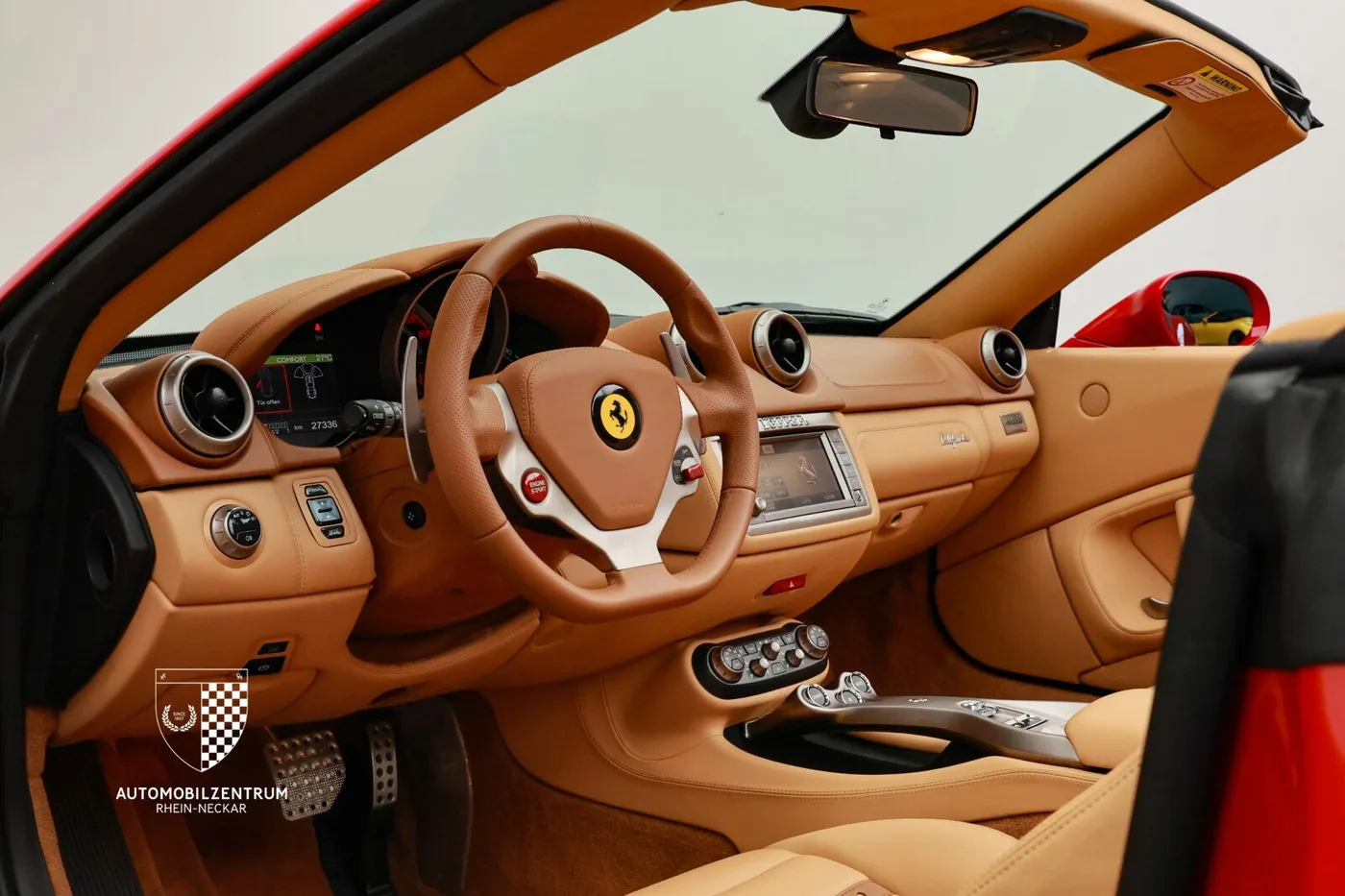 2010 Ferrari California offered by a supercar dealer in Viernheim, Germany, photo 18 of 25