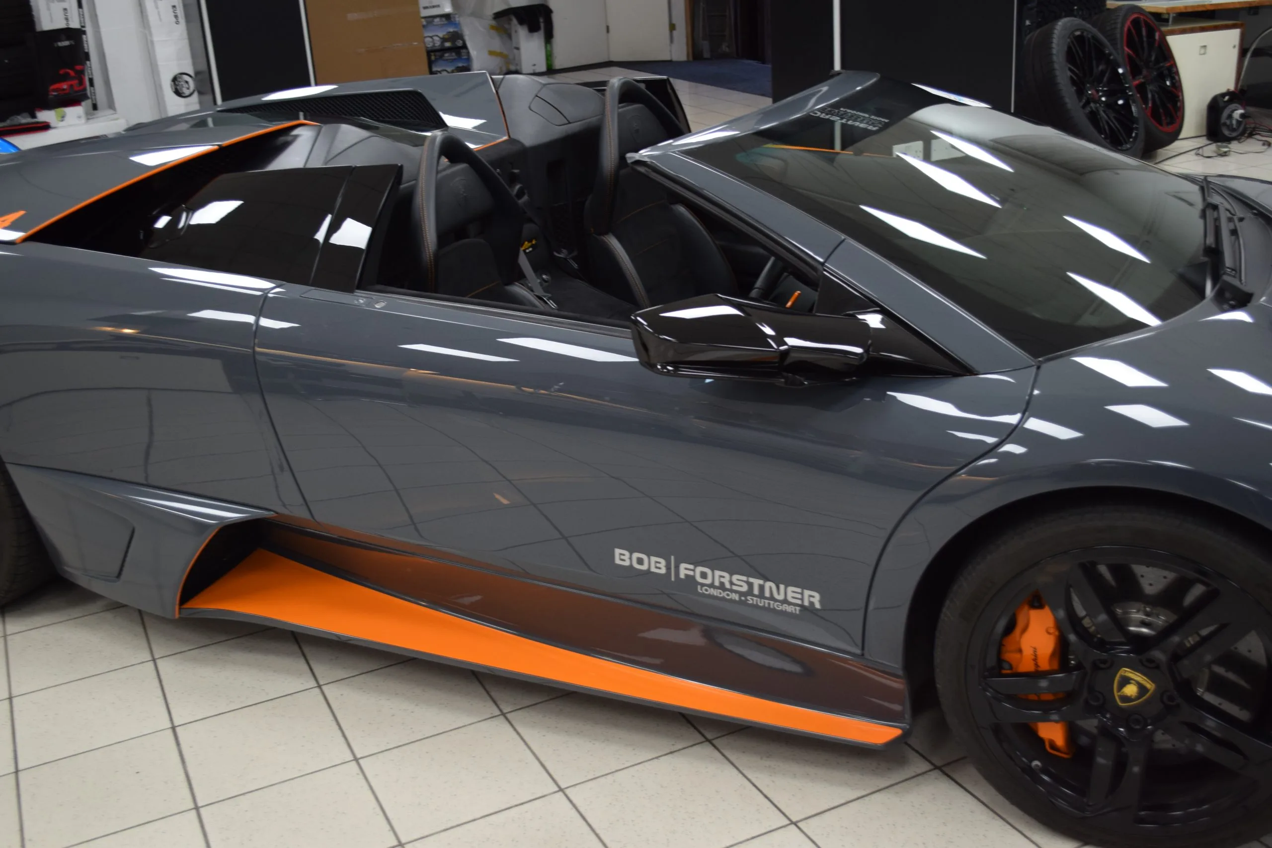 2010 Lamborghini Murciélago LP 650-4 Roadster, 2/12
