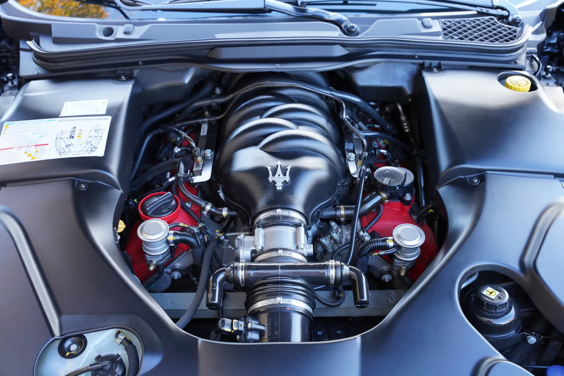2010 Maserati GranTurismo S, 4/30