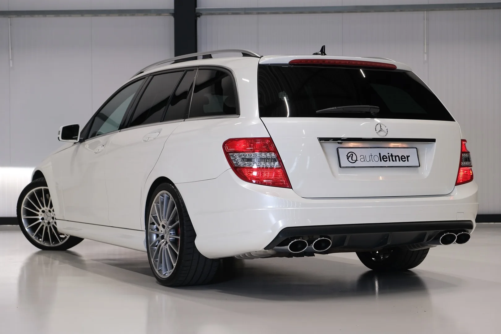 2010 Mercedes-AMG C 63 Estate Performance Package Plus S204, 3/30
