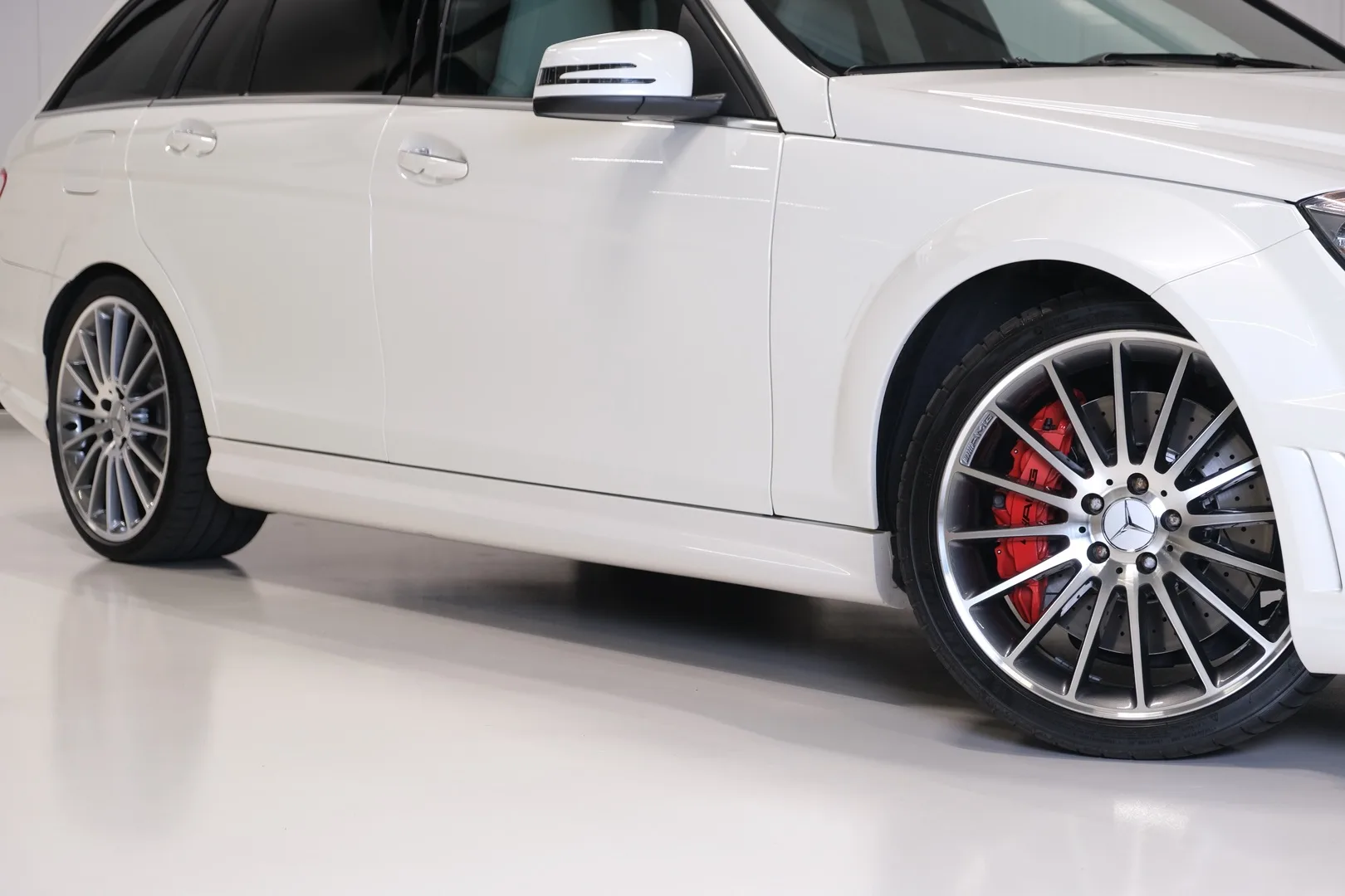 2010 Mercedes-AMG C 63 Estate Performance Package Plus S204, 11/30