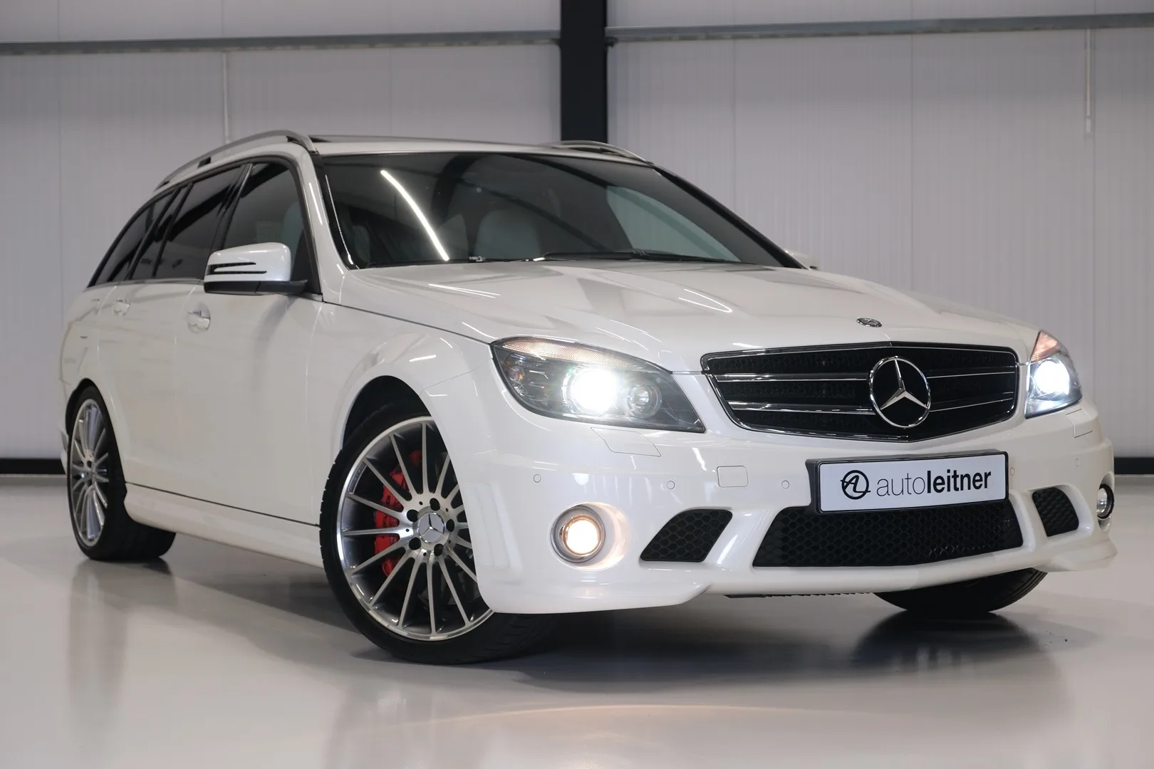 2010 Mercedes-AMG C 63 Estate Performance Package Plus S204, 25/30