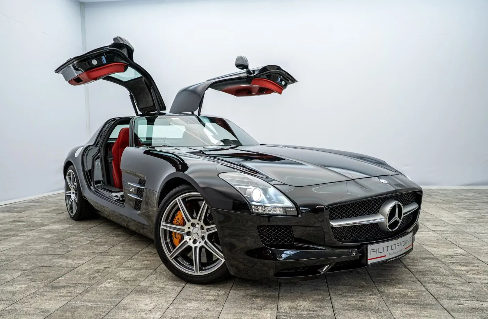 2010 Mercedes-AMG SLS, 2/30