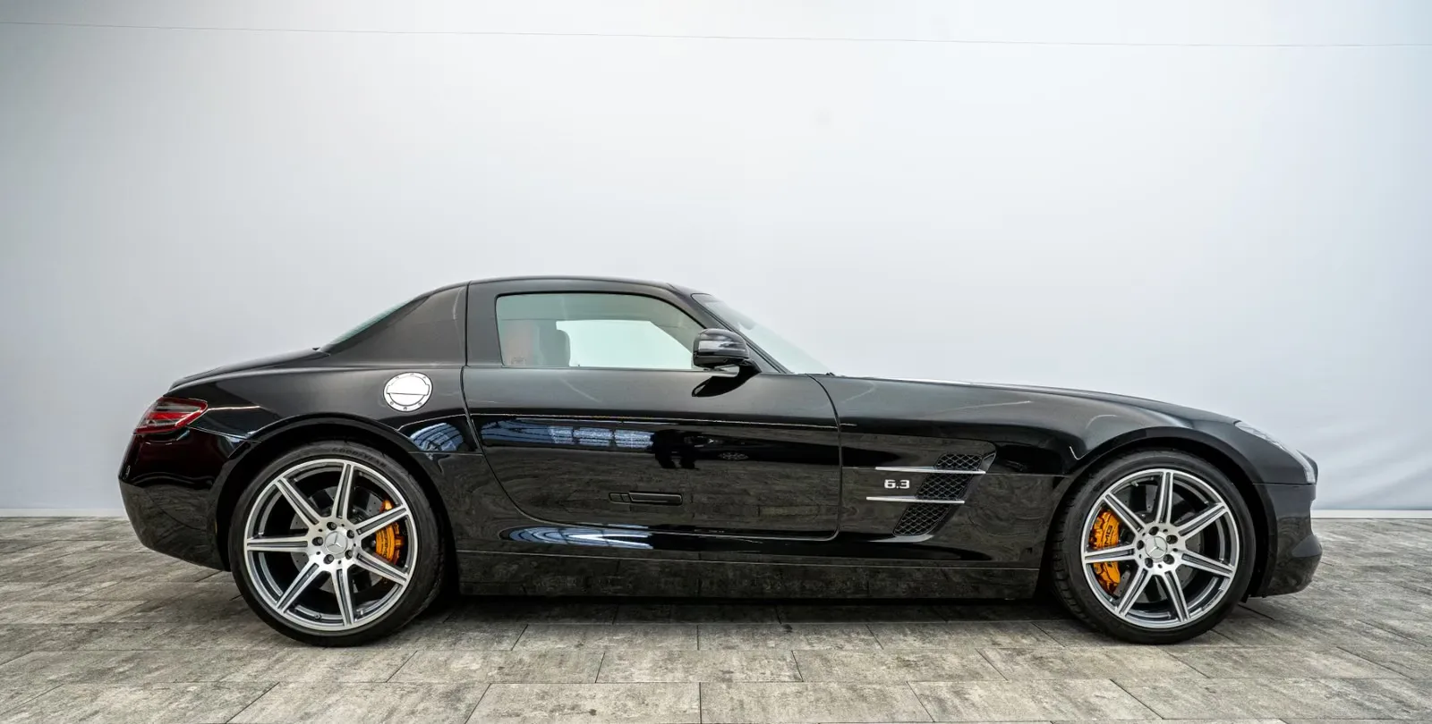 2010 Mercedes-AMG SLS, 4/30