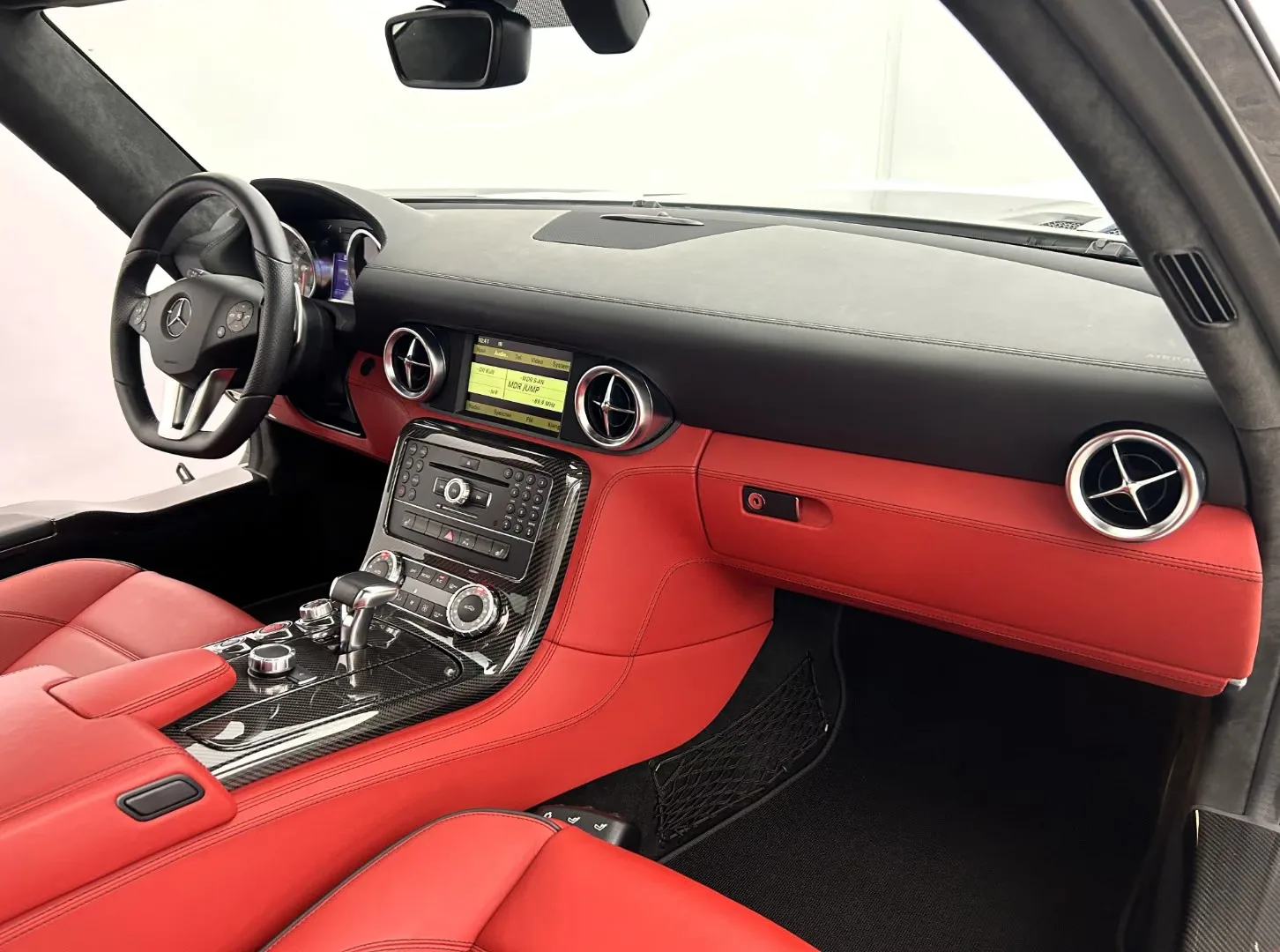 2010 Mercedes-AMG SLS, 11/30