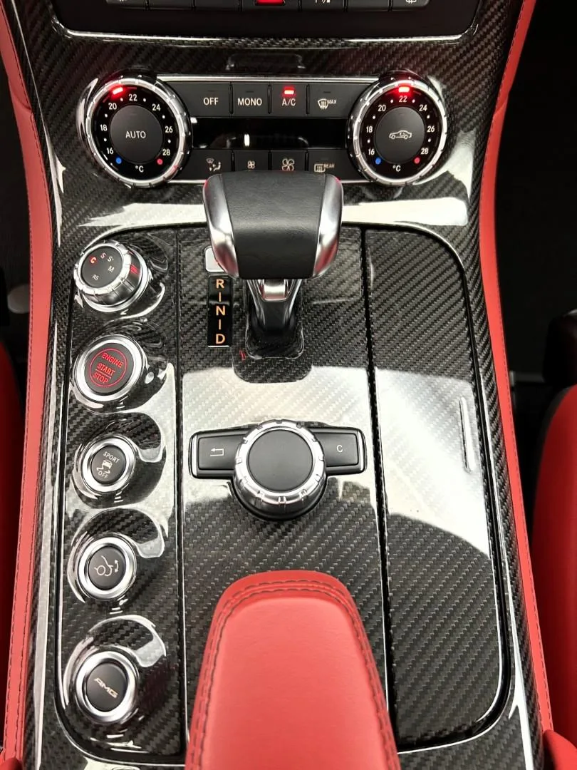 2010 Mercedes-AMG SLS, 13/30