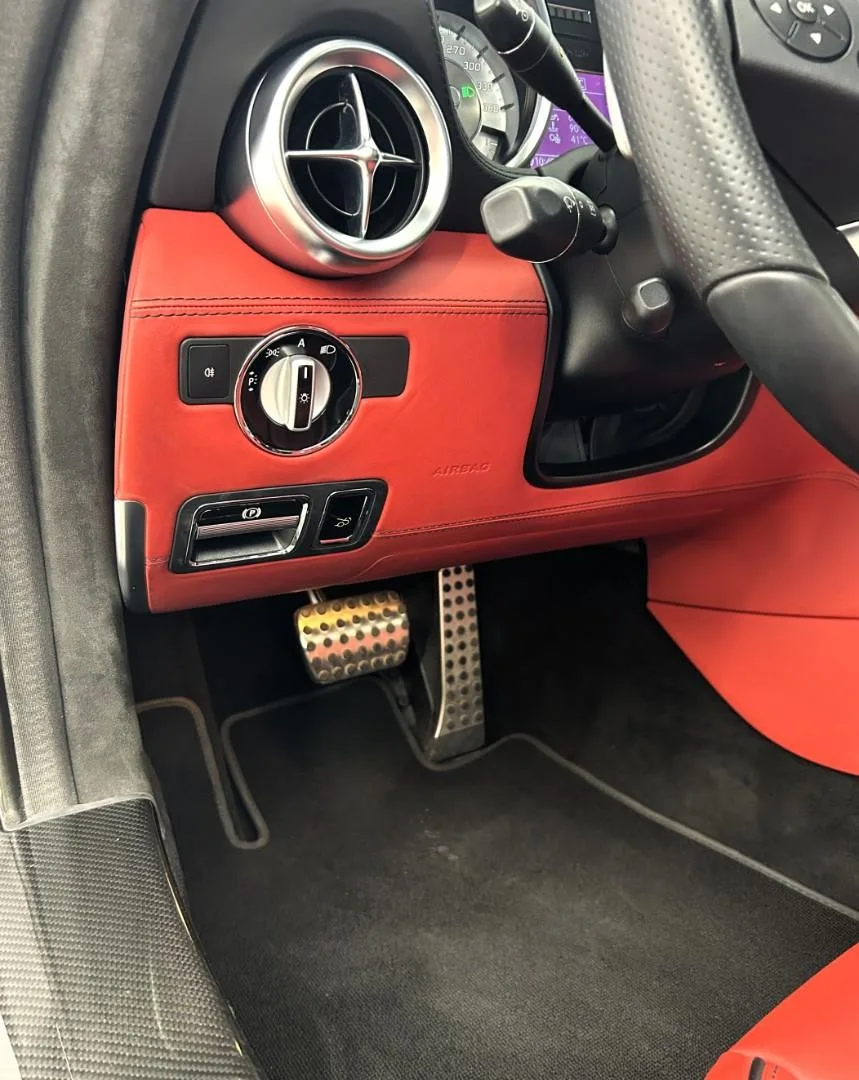 2010 Mercedes-AMG SLS, 17/30