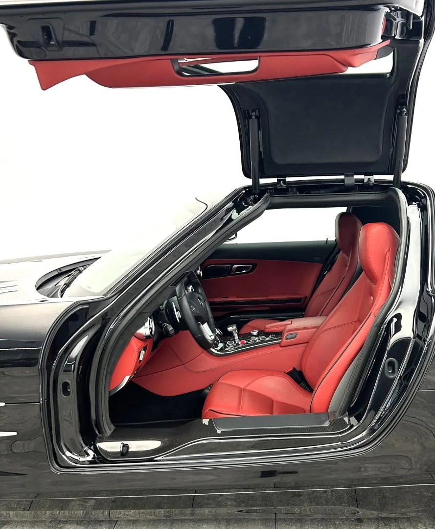 2010 Mercedes-AMG SLS, 18/30