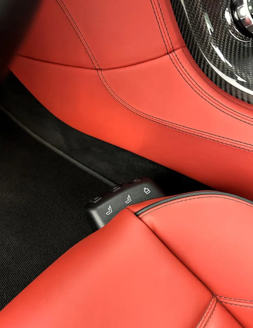 2010 Mercedes-AMG SLS, 20/30