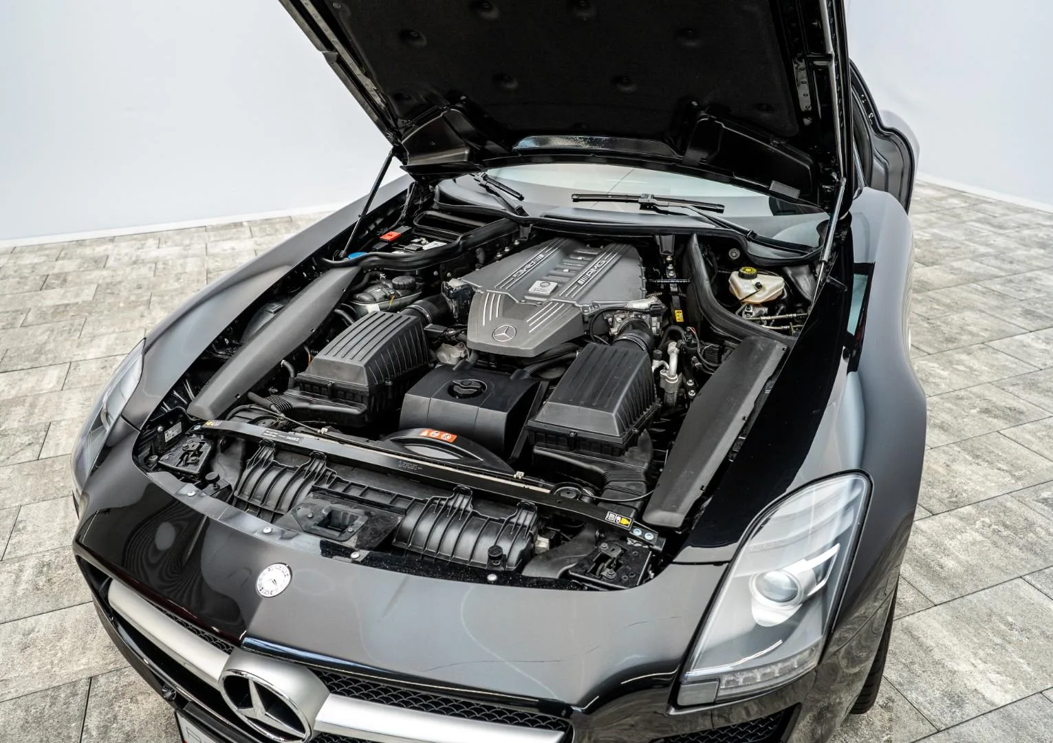 2010 Mercedes-AMG SLS, 26/30