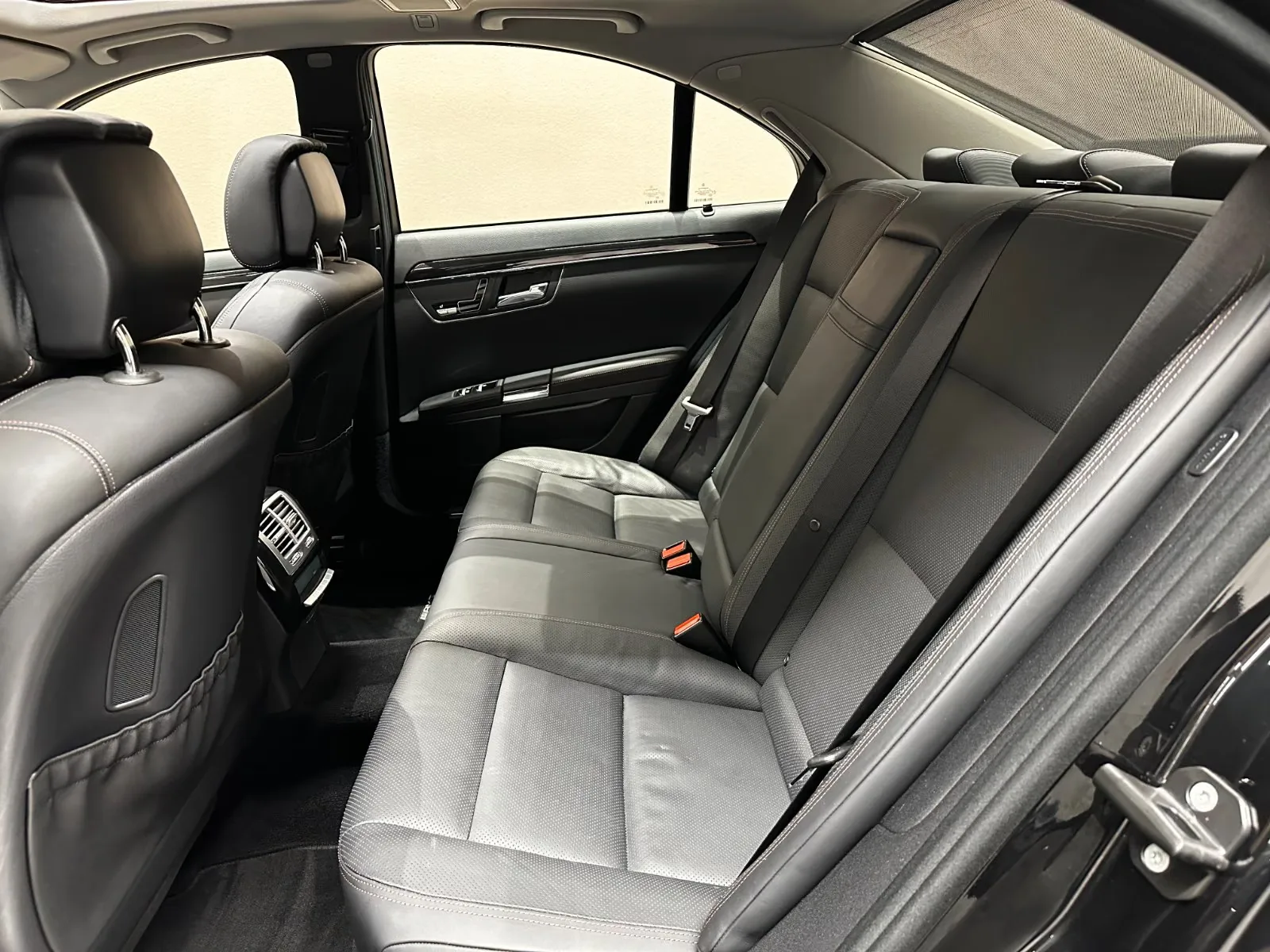 2010 Mercedes-Benz S 500 4MATIC, AMG Line, 15/26