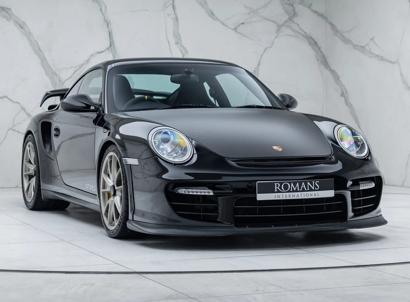 2010 Porsche 911 GT2 RS proposée par un concessionnaire spécialisé à Banstead, Royaume-Uni, photo 6 sur 15