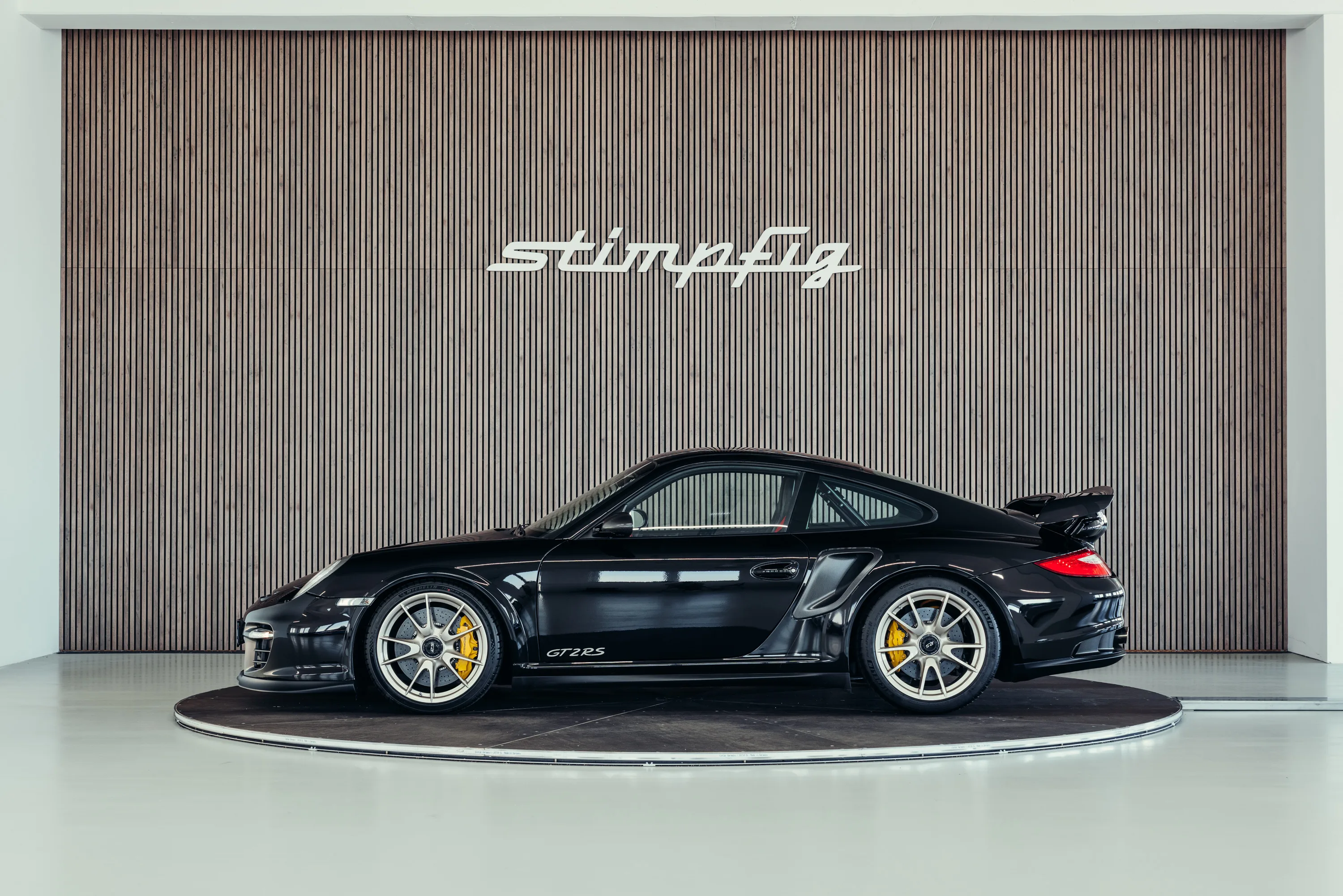2010 Porsche 911 GT2 RS, 2/30