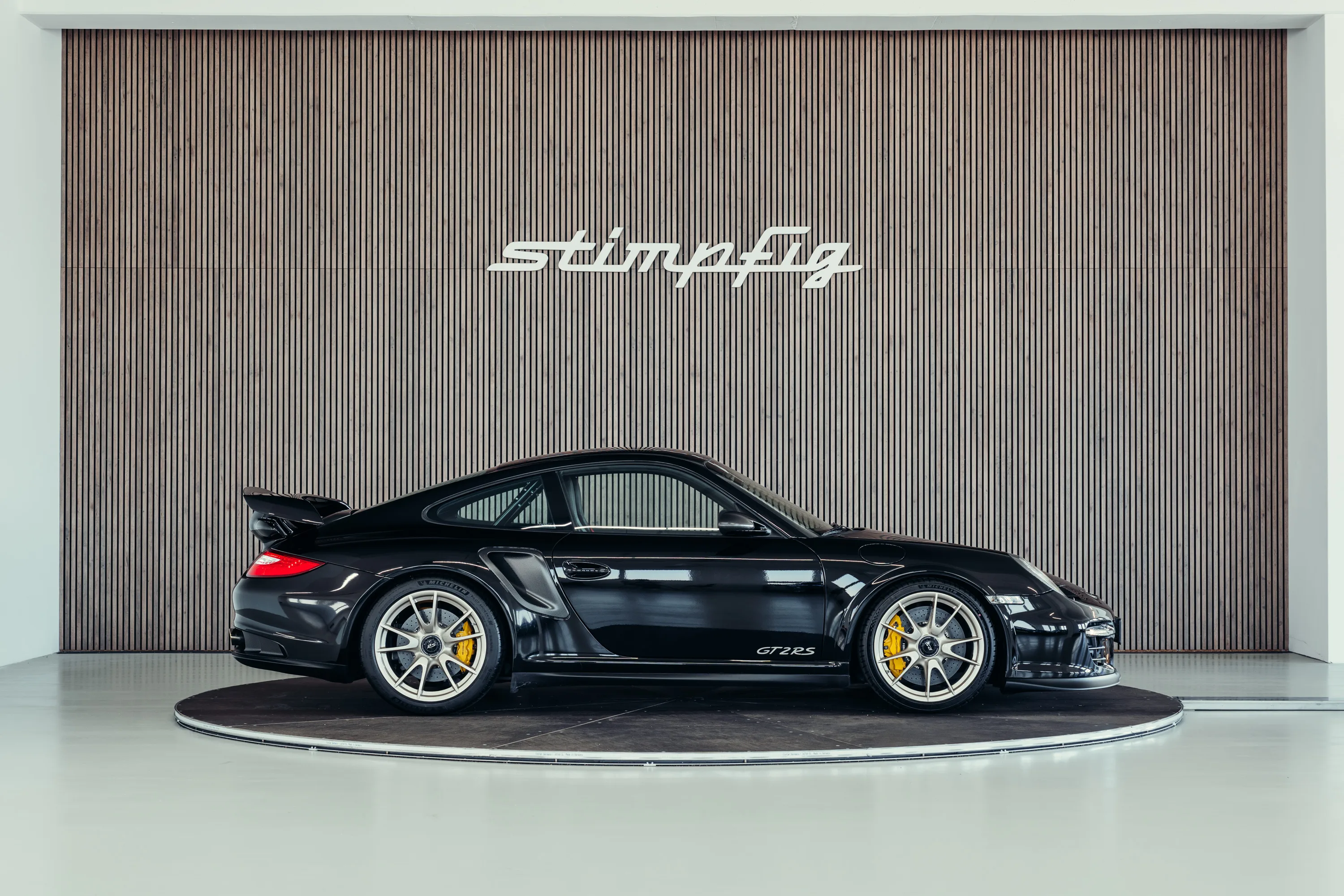 2010 Porsche 911 GT2 RS, 5/30