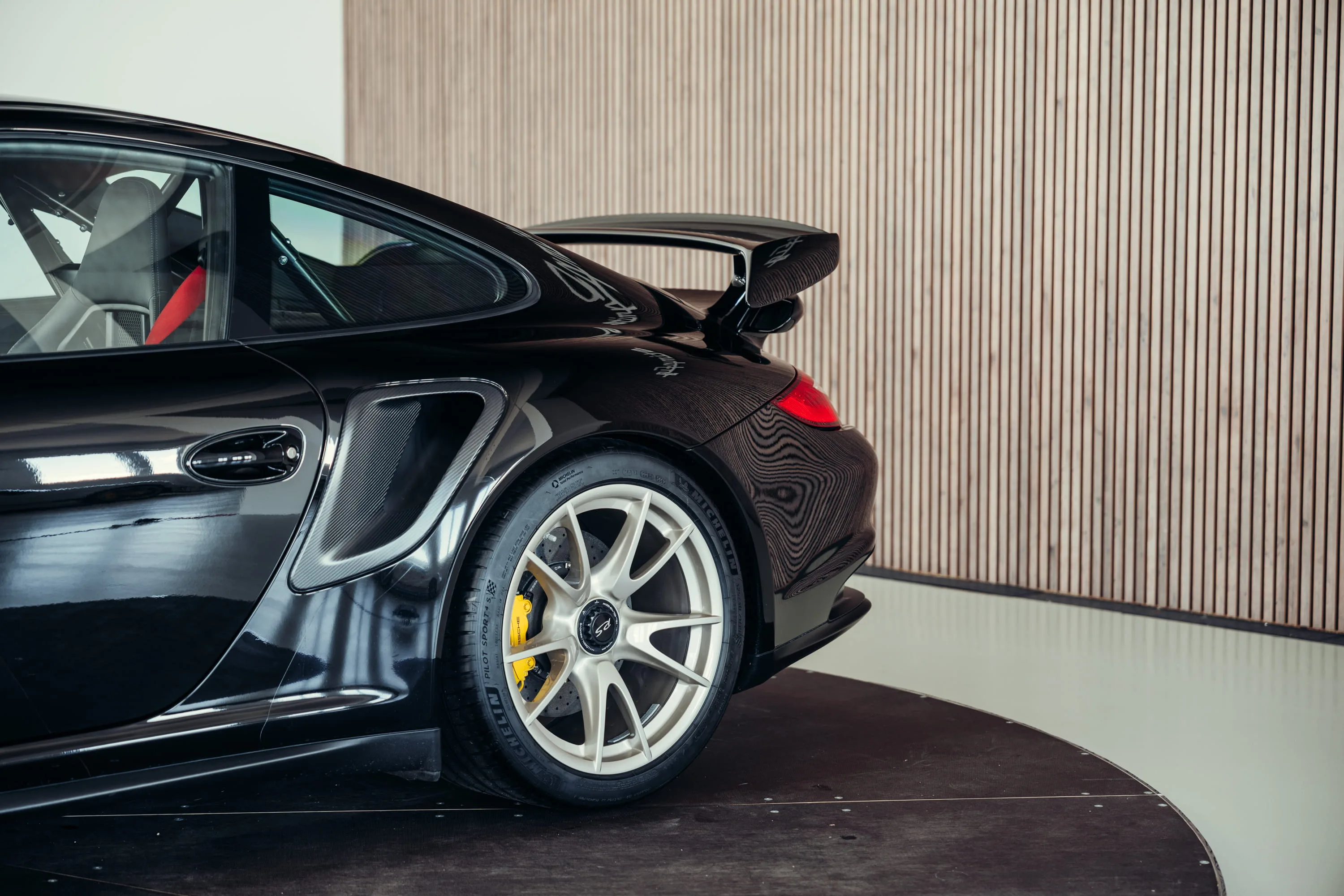 2010 Porsche 911 GT2 RS, 12/30