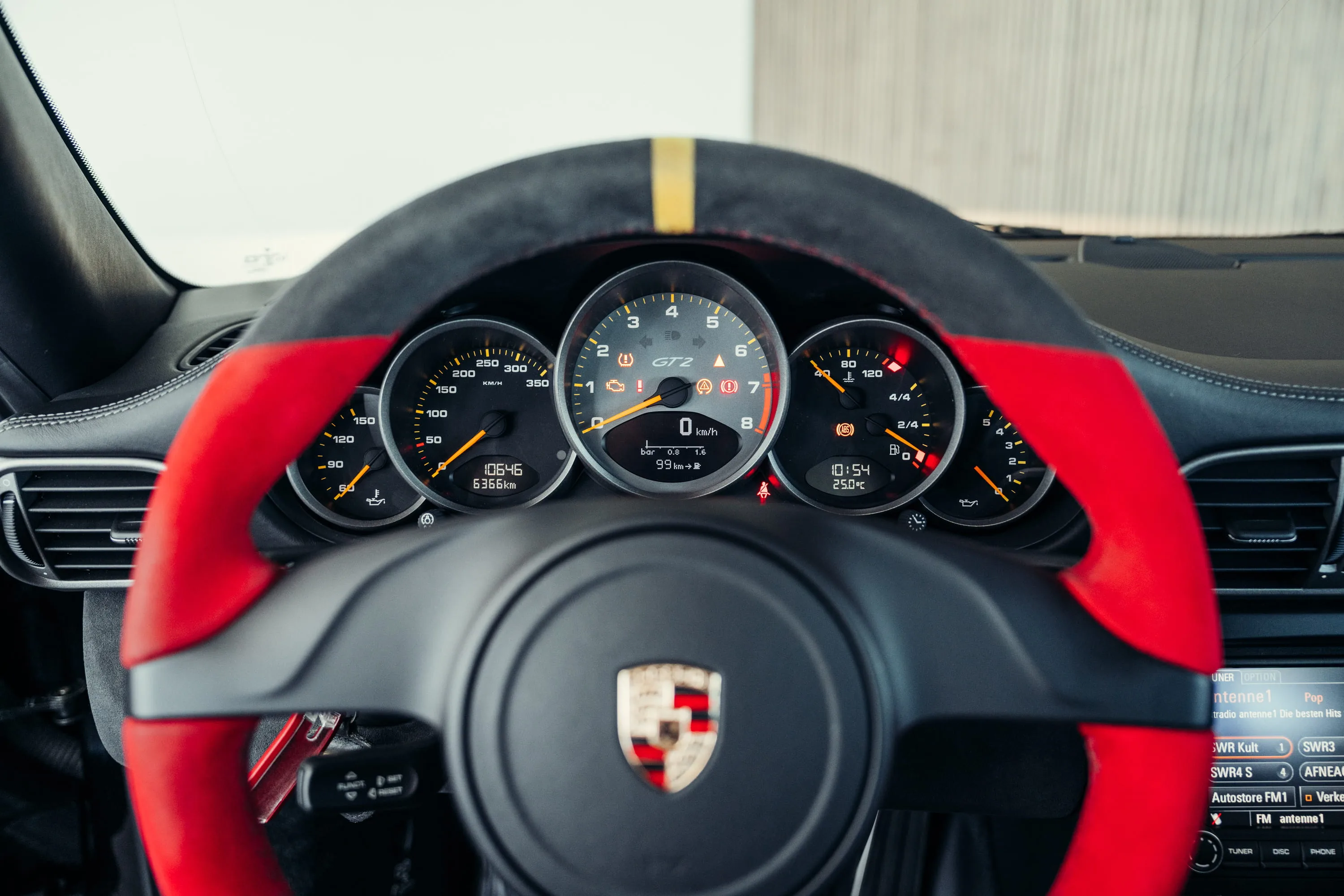 2010 Porsche 911 GT2 RS, 25/30