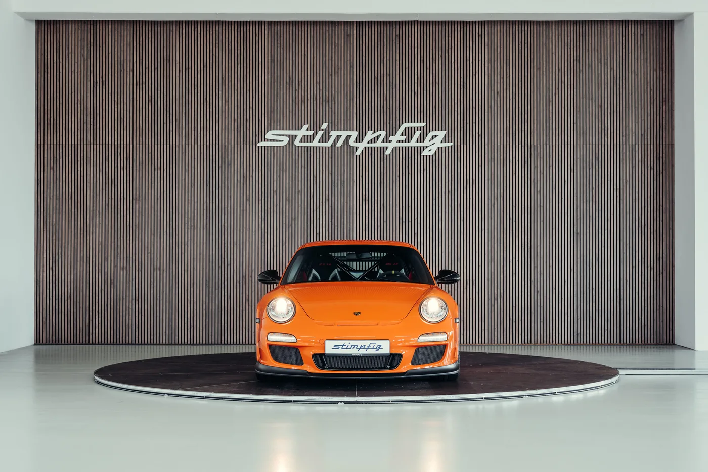 2010 Porsche 911 GT3 RS proposée par un spécialiste de la voiture de collection à Stuttgart, Allemagne, photo 8 sur 25