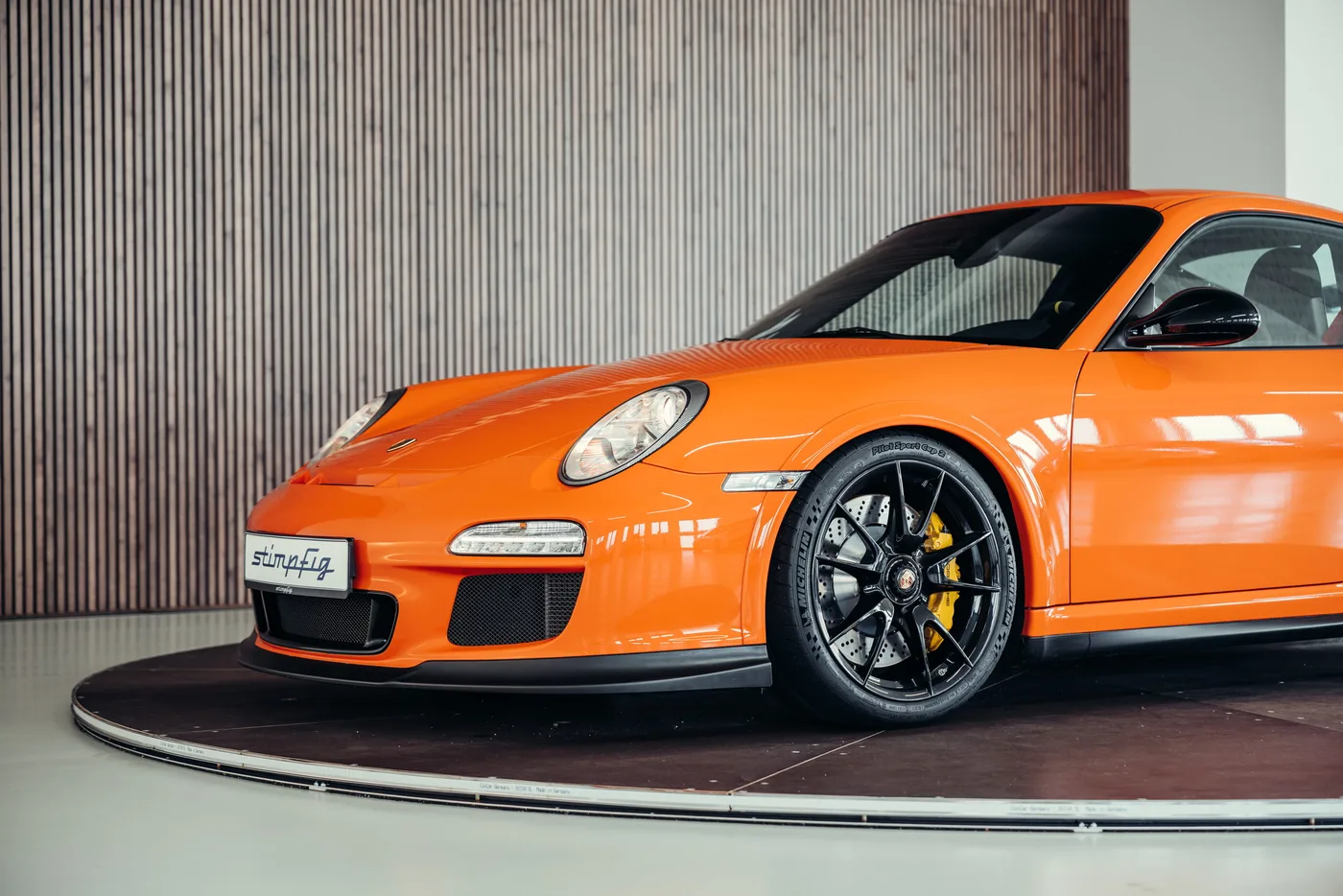 2010 Porsche 911 GT3 RS proposée par un spécialiste de la voiture de collection à Stuttgart, Allemagne, photo 15 sur 25