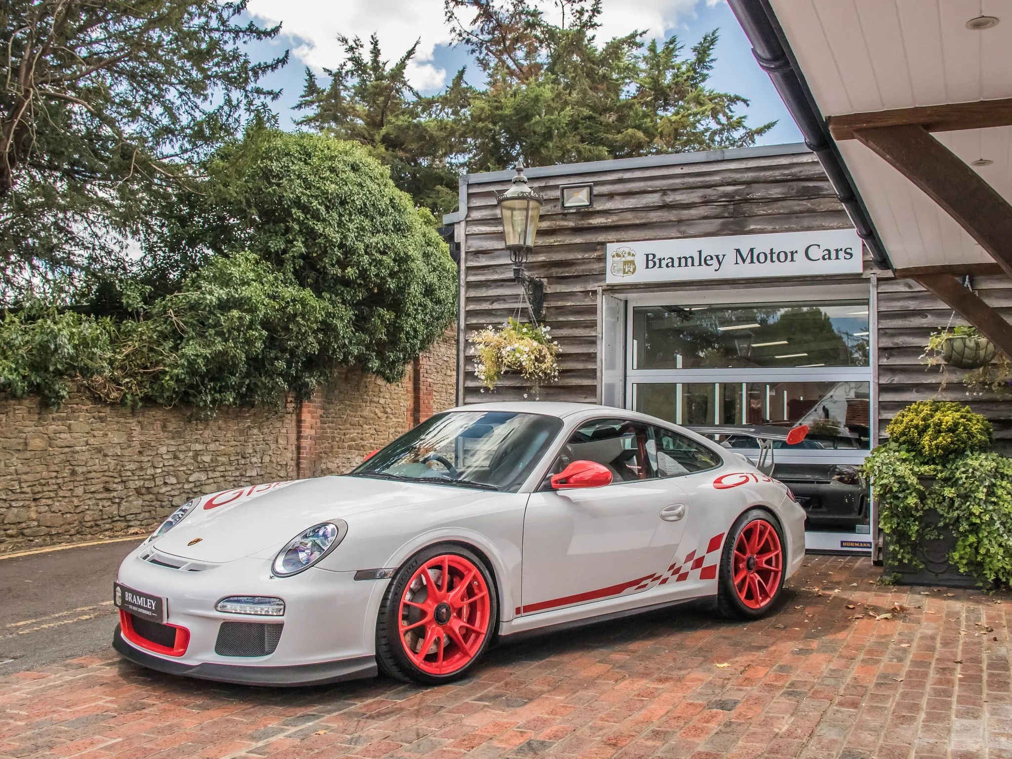 2010 Porsche 911 GT3 RS angeboten von einem Fachhändler in Bramley, Vereinigtes Königreich, Hauptfoto