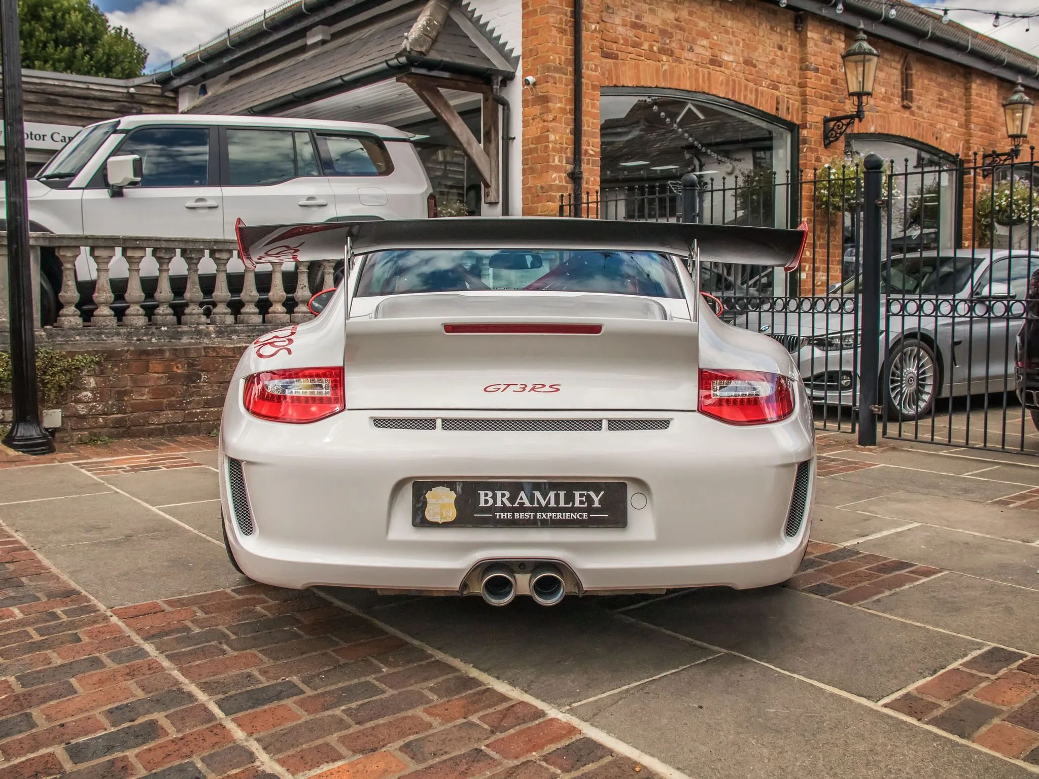 2010 Porsche 911 GT3 RS, 9/24