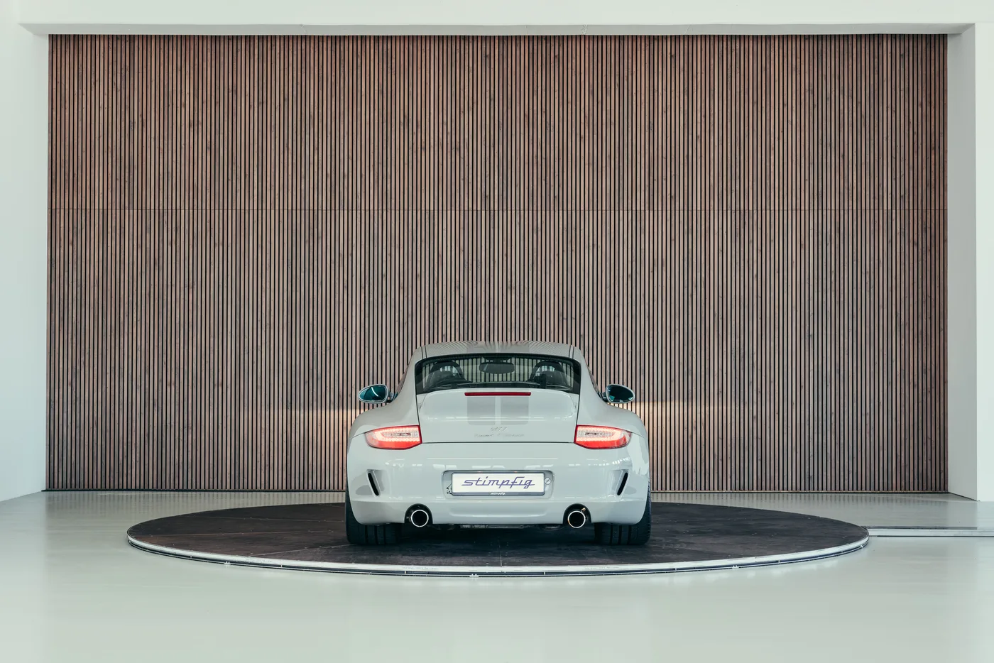2010 Porsche 911 Sport Classic angeboten von einem Oldtimerspezialisten in Stuttgart, Deutschland, Foto 4 von 25
