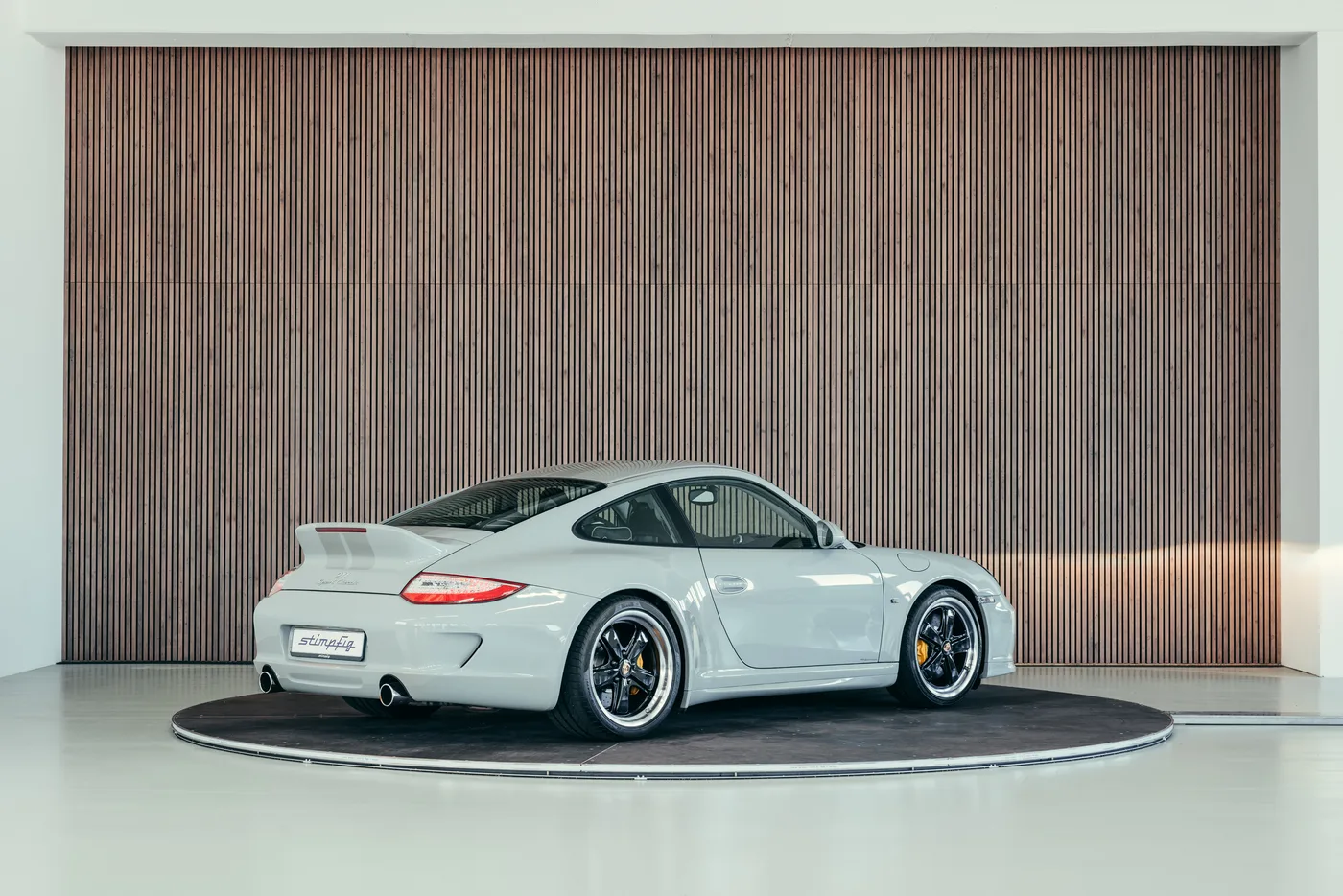 2010 Porsche 911 Sport Classic angeboten von einem Oldtimerspezialisten in Stuttgart, Deutschland, Foto 5 von 25