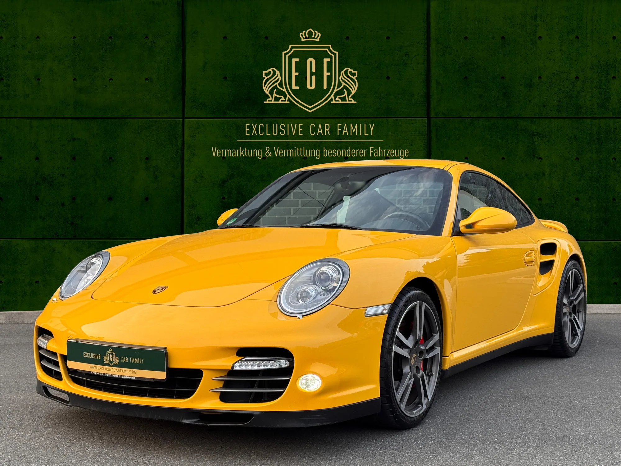 2010 Porsche 911 Turbo offered by a broker in Hessisch Oldendorf, Germany, main photo