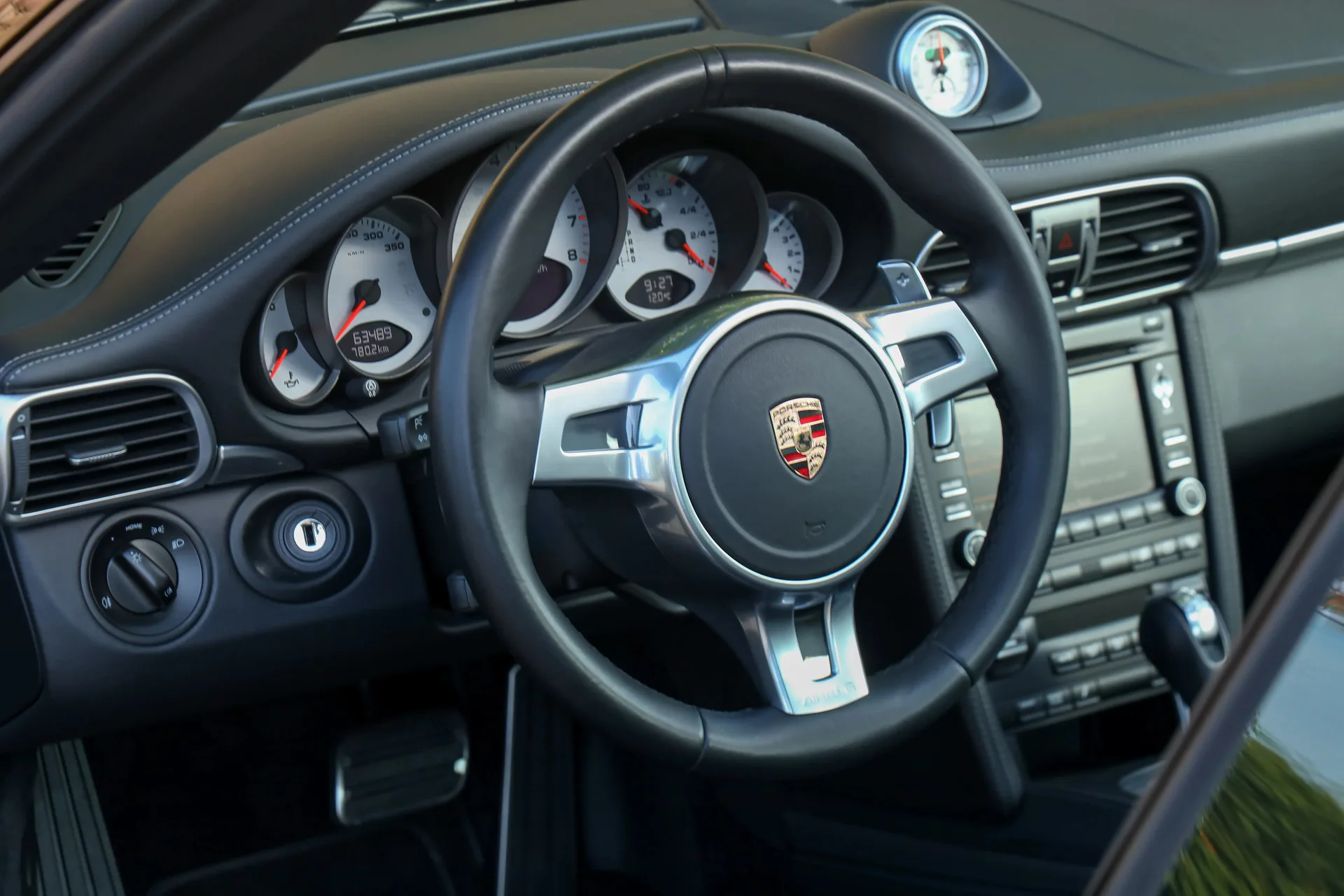 2010 Porsche 911 Turbo 997.2, 15/30