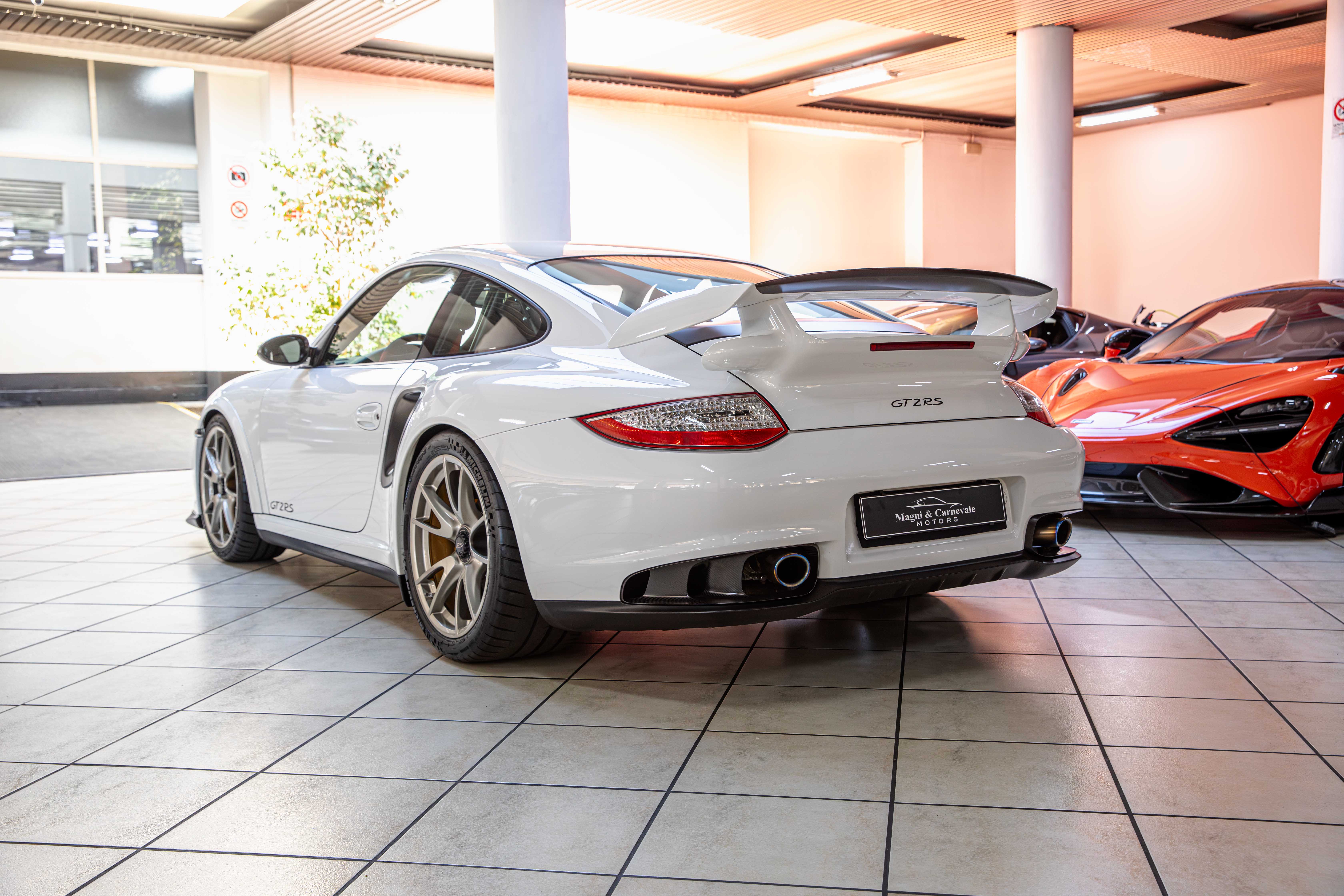 2010 Porsche 911 GT2 RS Clubsport angeboten von einem Fachhändler in Milan, Italien, Foto 9 von 20