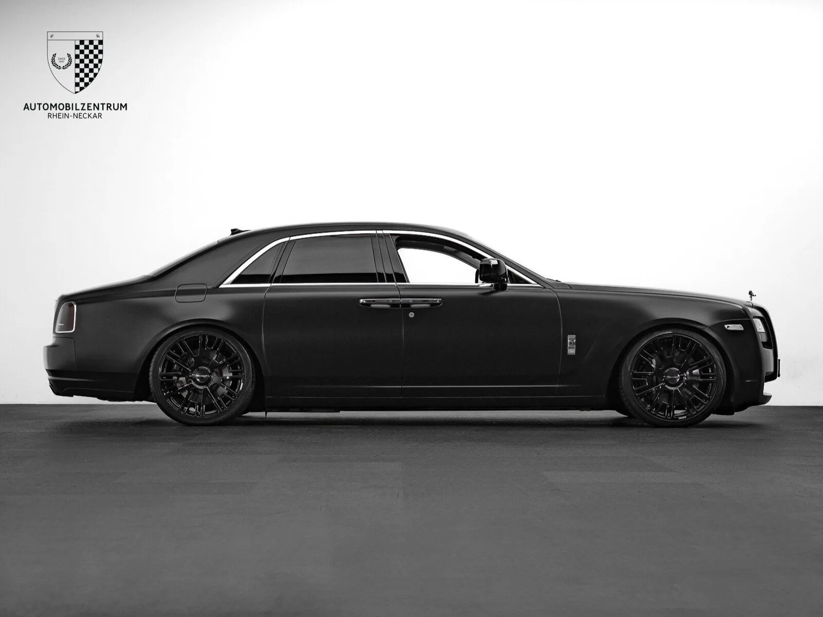 2010 Rolls-Royce Ghost, 8/30