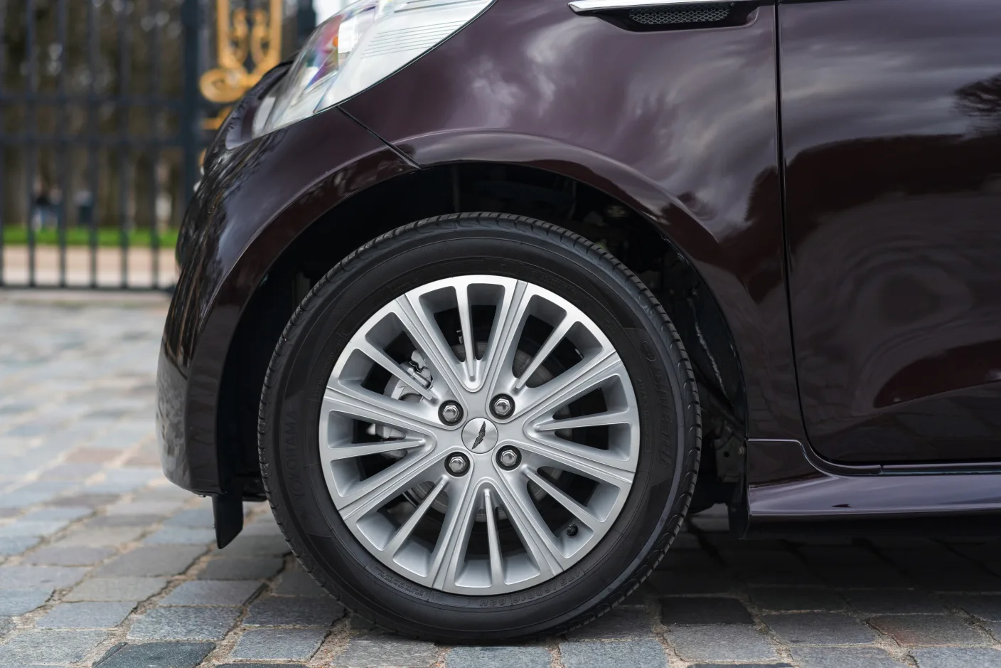2011 Aston Martin Cygnet, 6/30