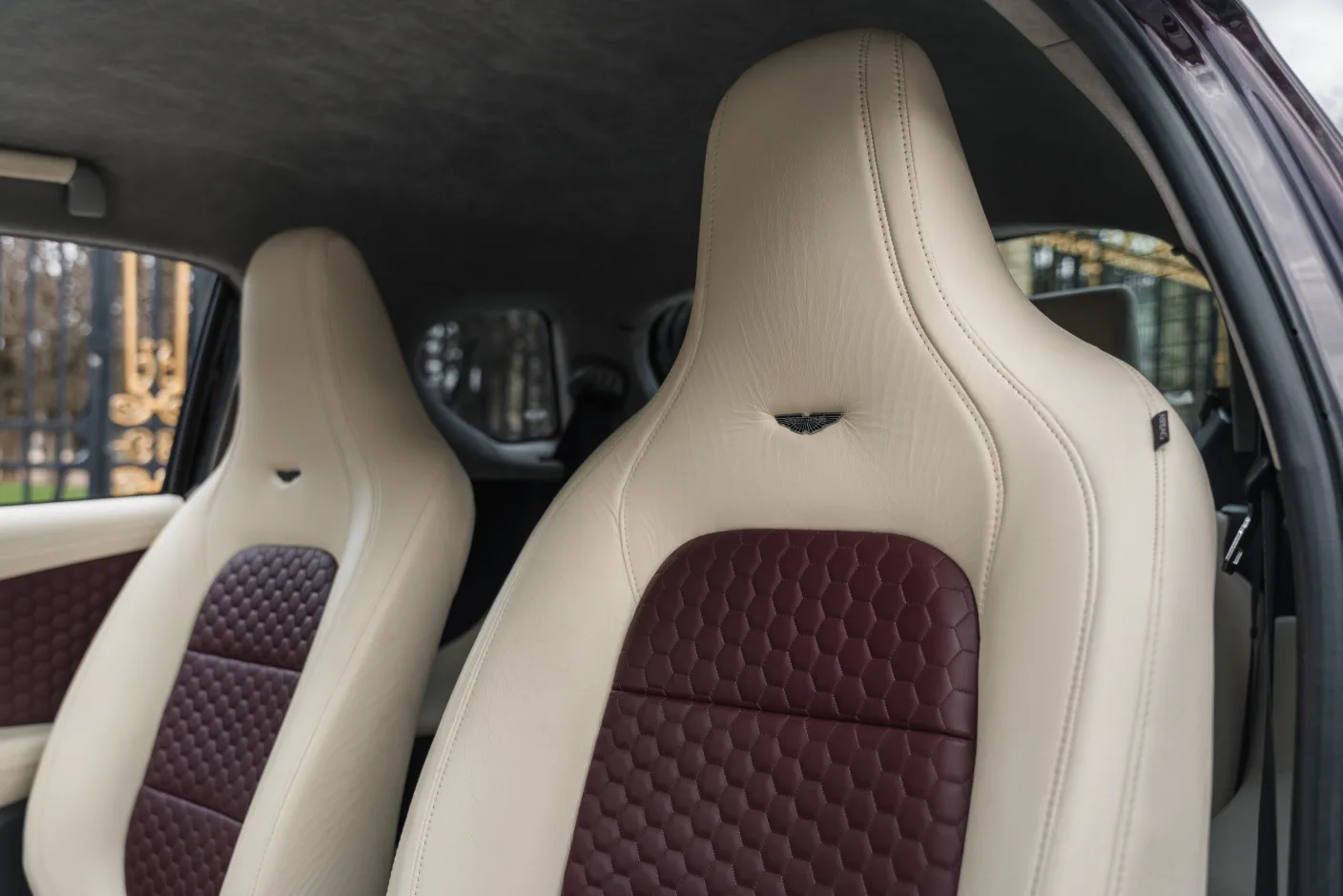 2011 Aston Martin Cygnet, 11/30