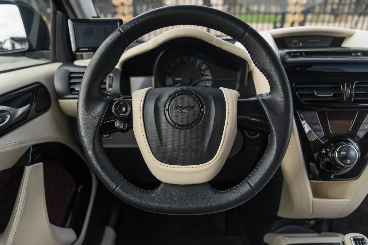 2011 Aston Martin Cygnet, 16/30