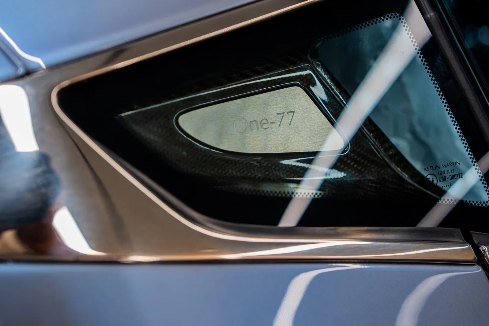 2011 Aston Martin One-77, 22/26