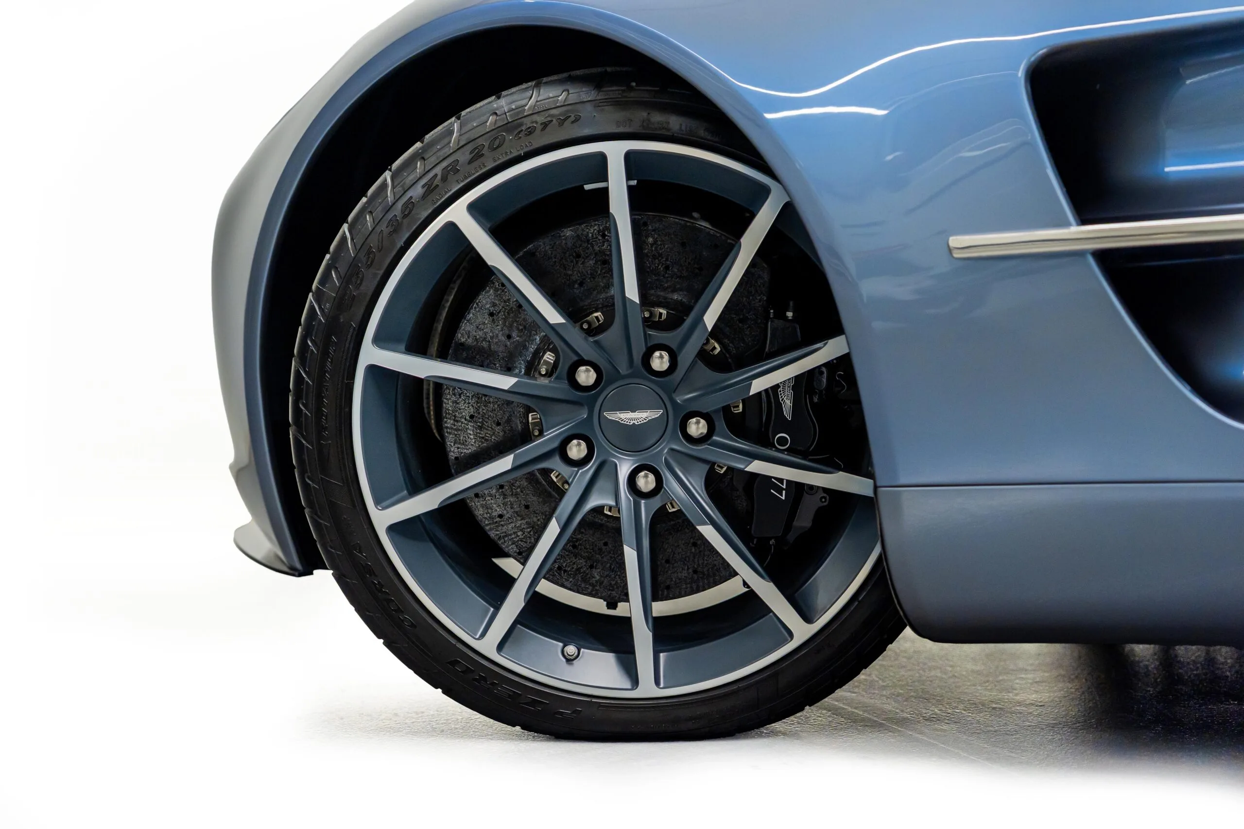 2011 Aston Martin One-77, 9/20