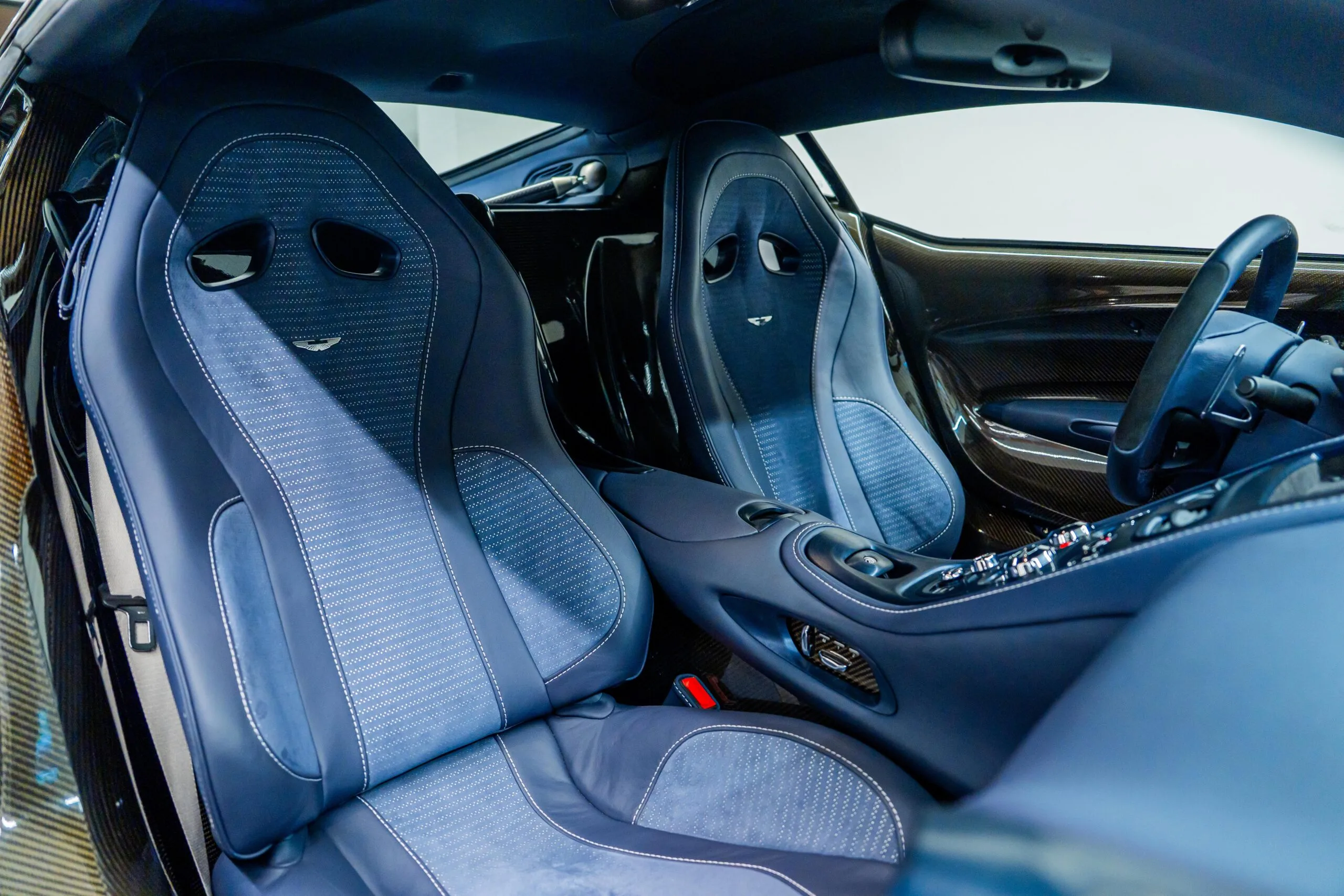 2011 Aston Martin One-77, 11/20
