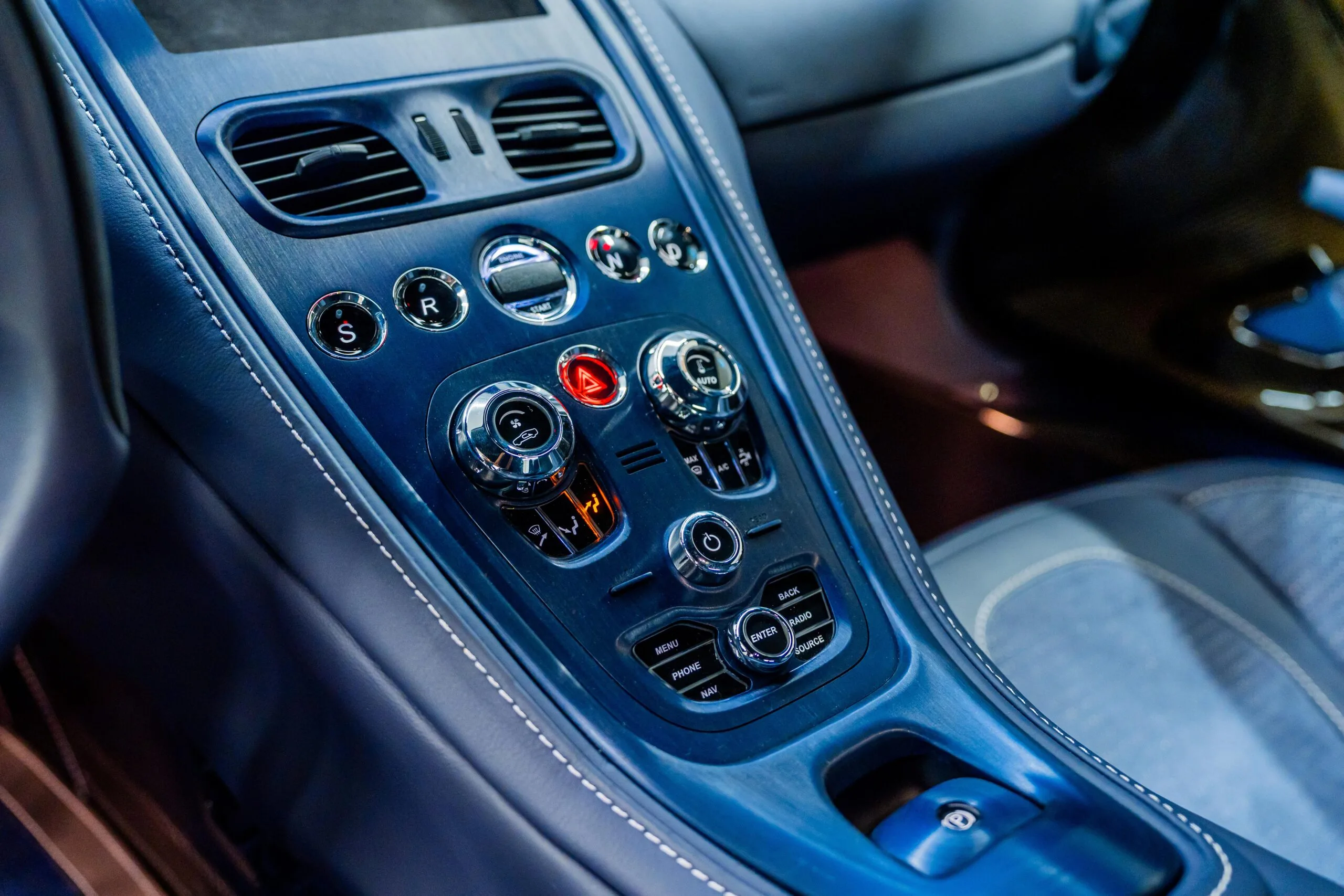2011 Aston Martin One-77, 16/20