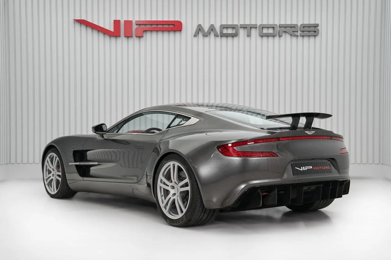 2011 Aston Martin One-77 Q Series, 4/18