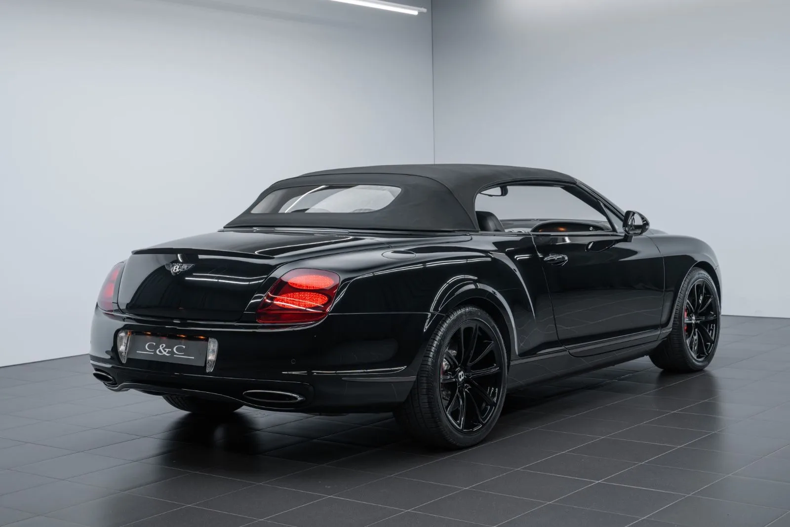 2011 Bentley Continental GTC Supersports, 3/30