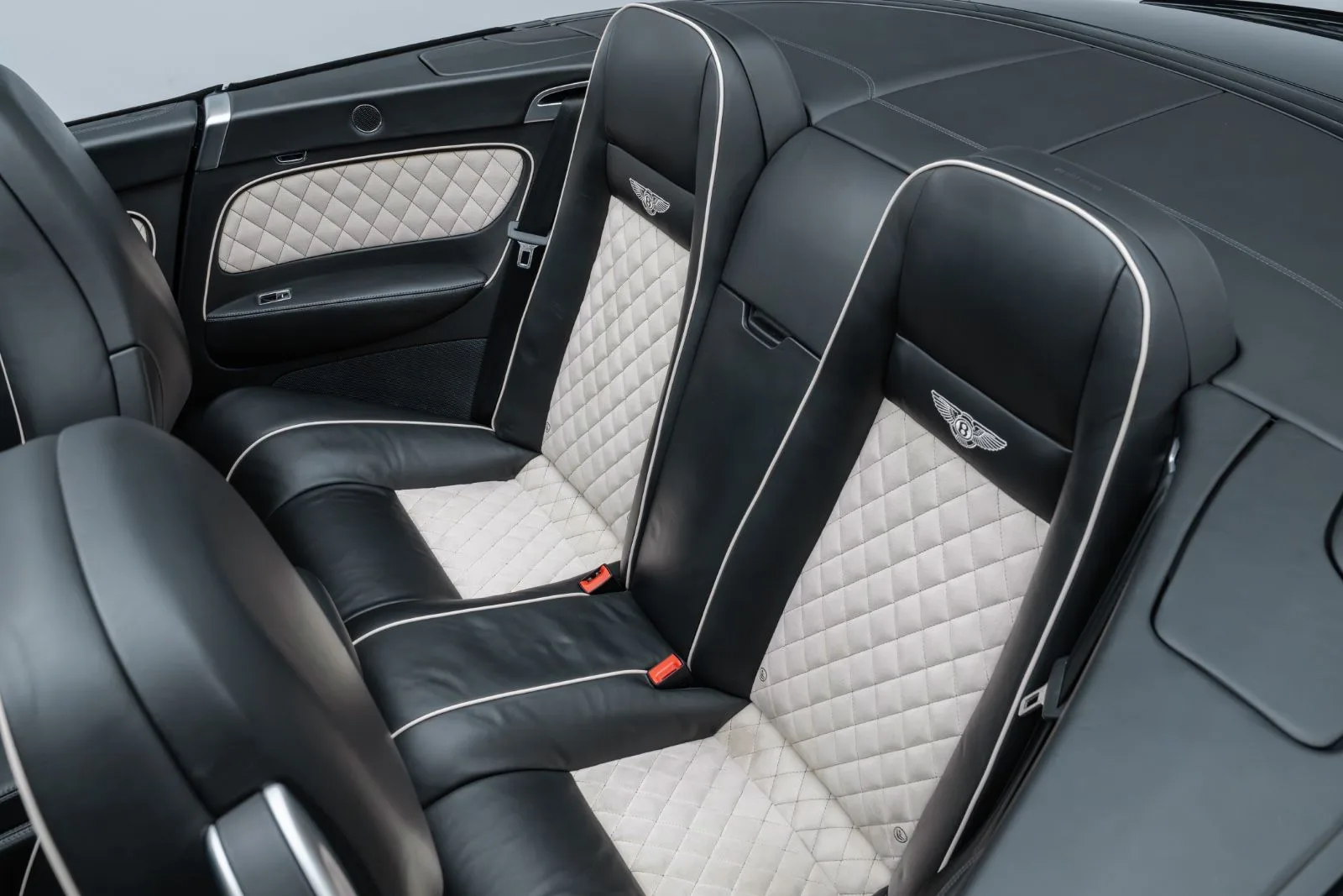 2011 Bentley Continental GTC Supersports, 29/30