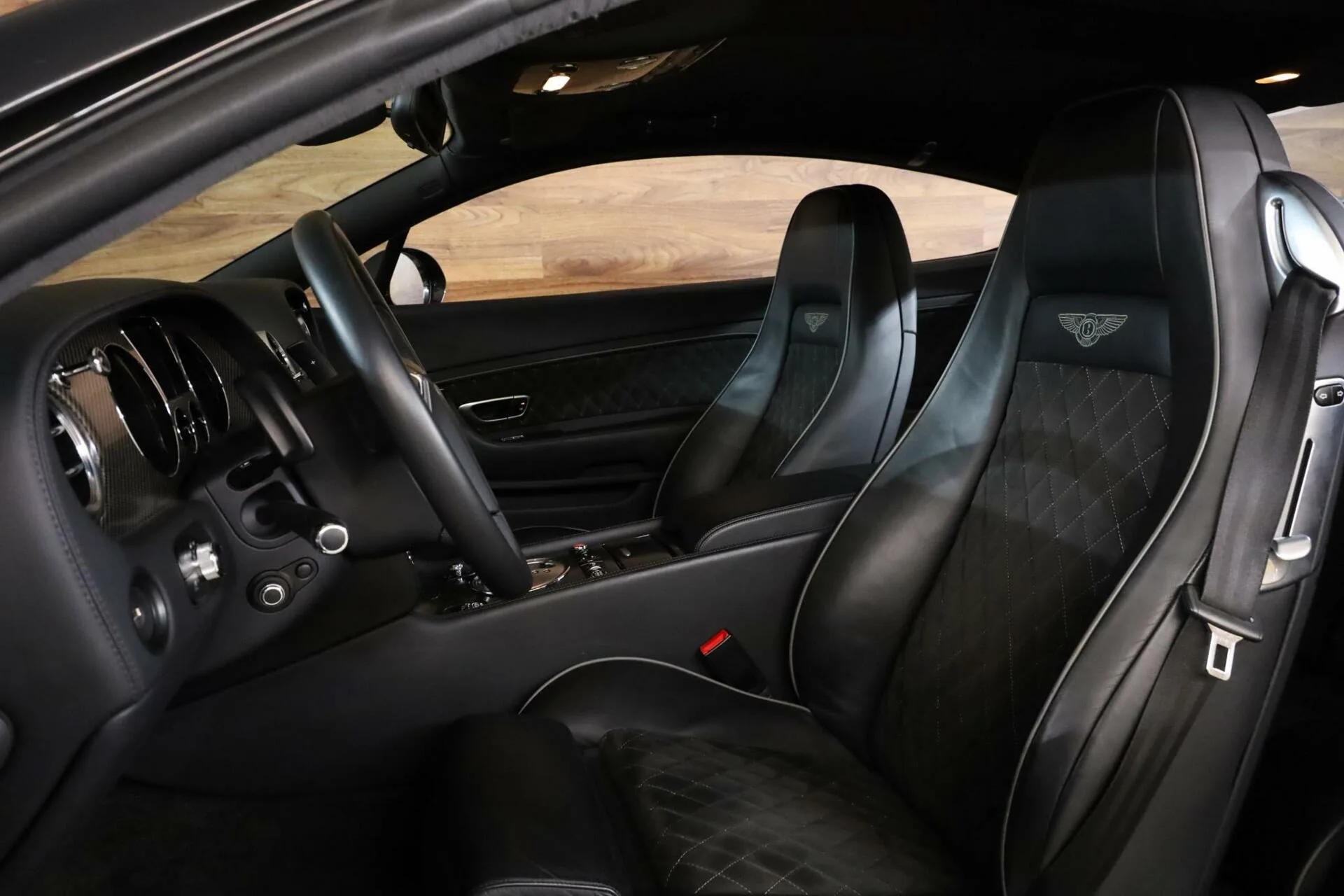 2011 Bentley Continental Supersports, 3/30