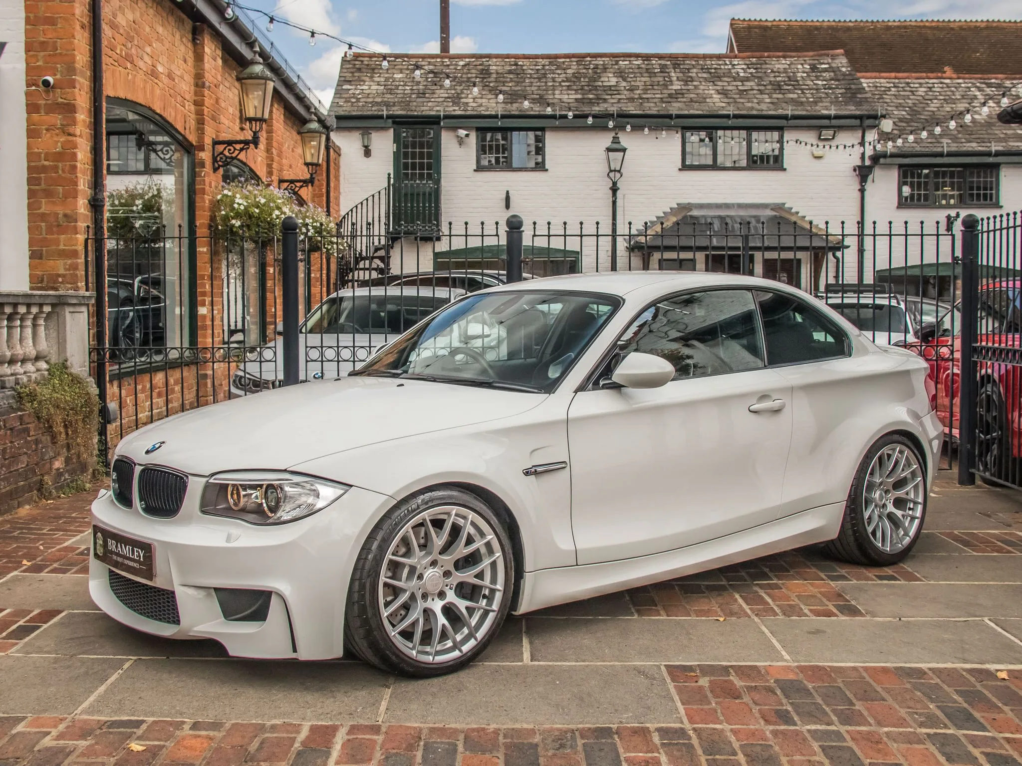 2011 BMW 1M Coupé, 6/23