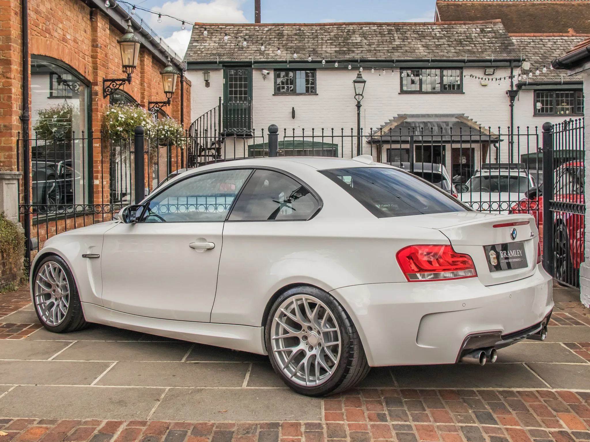 2011 BMW 1M Coupé, 7/23