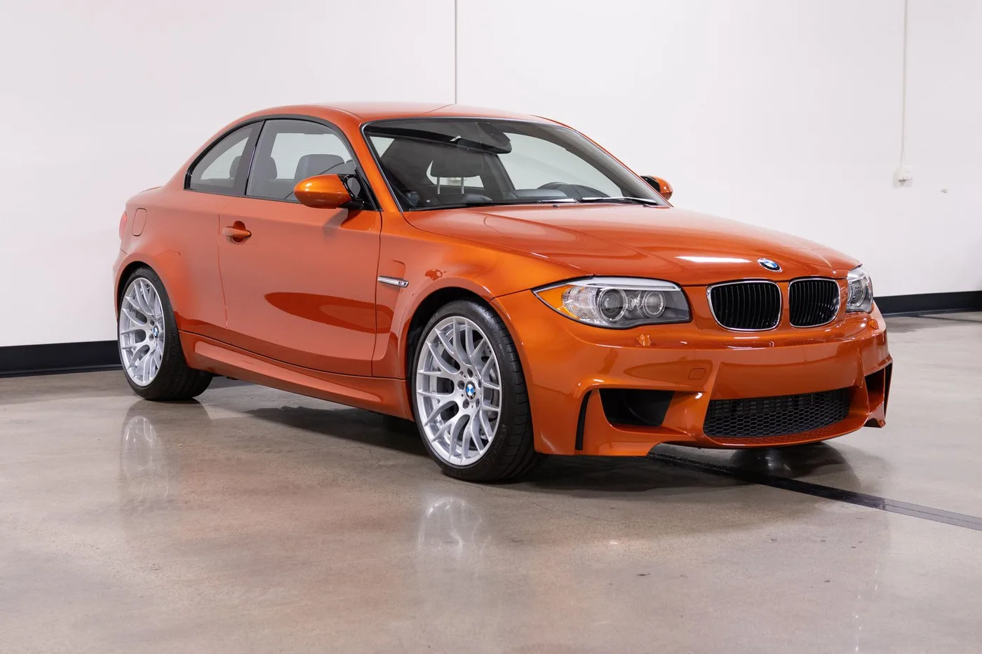 2011 BMW 1M sold by a specialist dealer in Costa Mesa, United States, photo 2 of 15