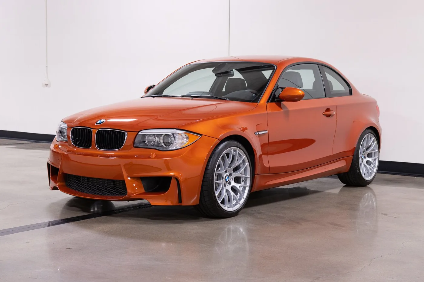 2011 BMW 1M sold by a specialist dealer in Costa Mesa, United States, photo 4 of 15