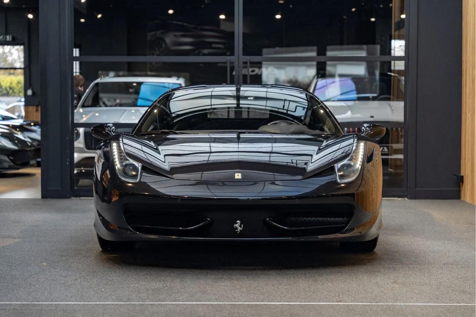 2011 Ferrari 458 Italia, 2/30