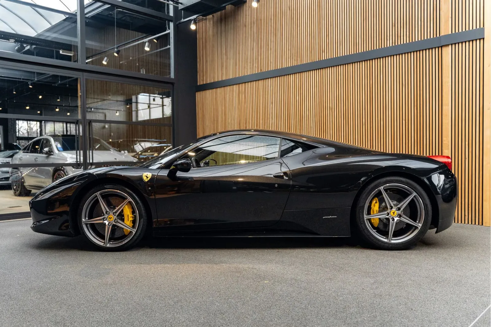 2011 Ferrari 458 Italia, 3/30