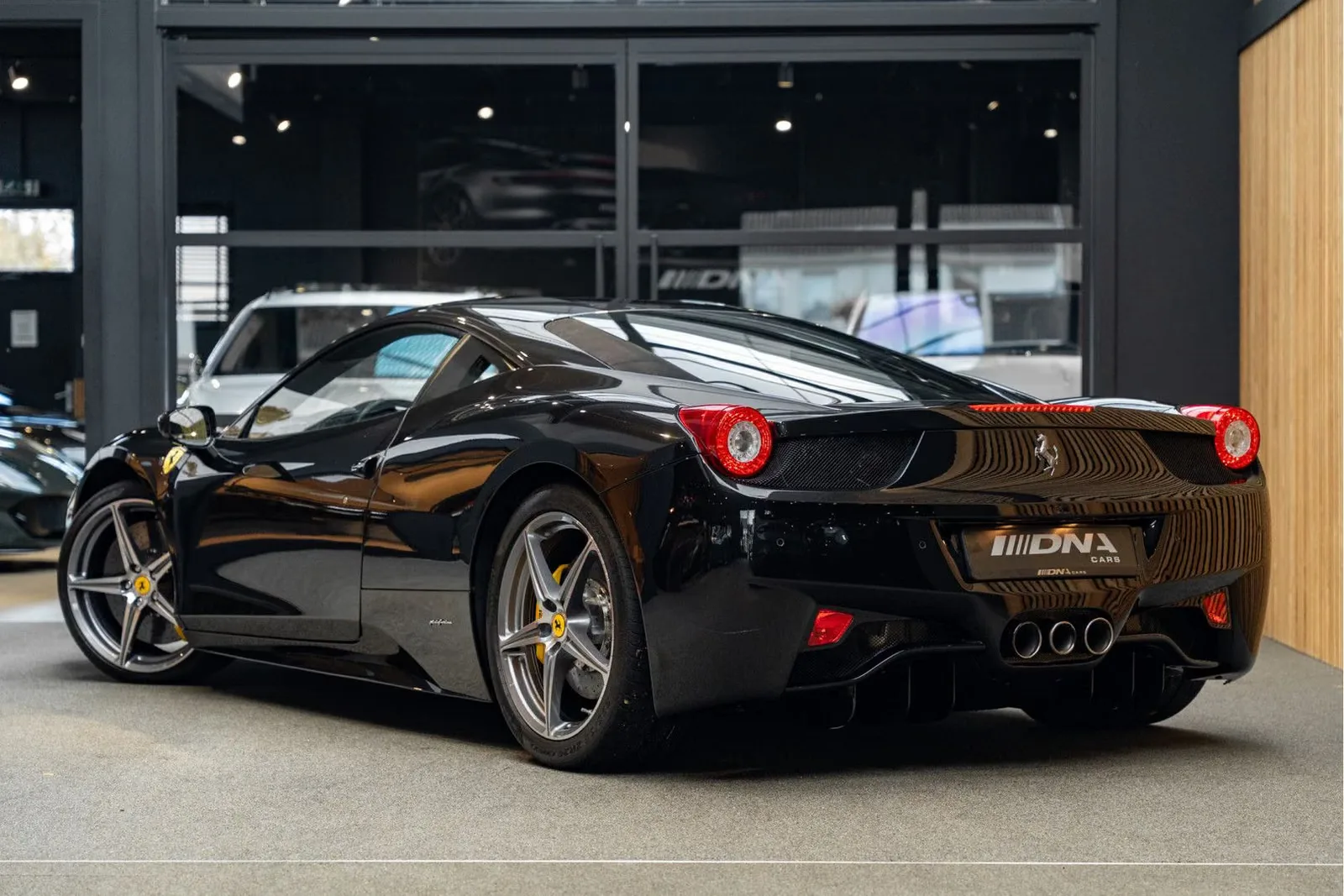 2011 Ferrari 458 Italia, 5/30