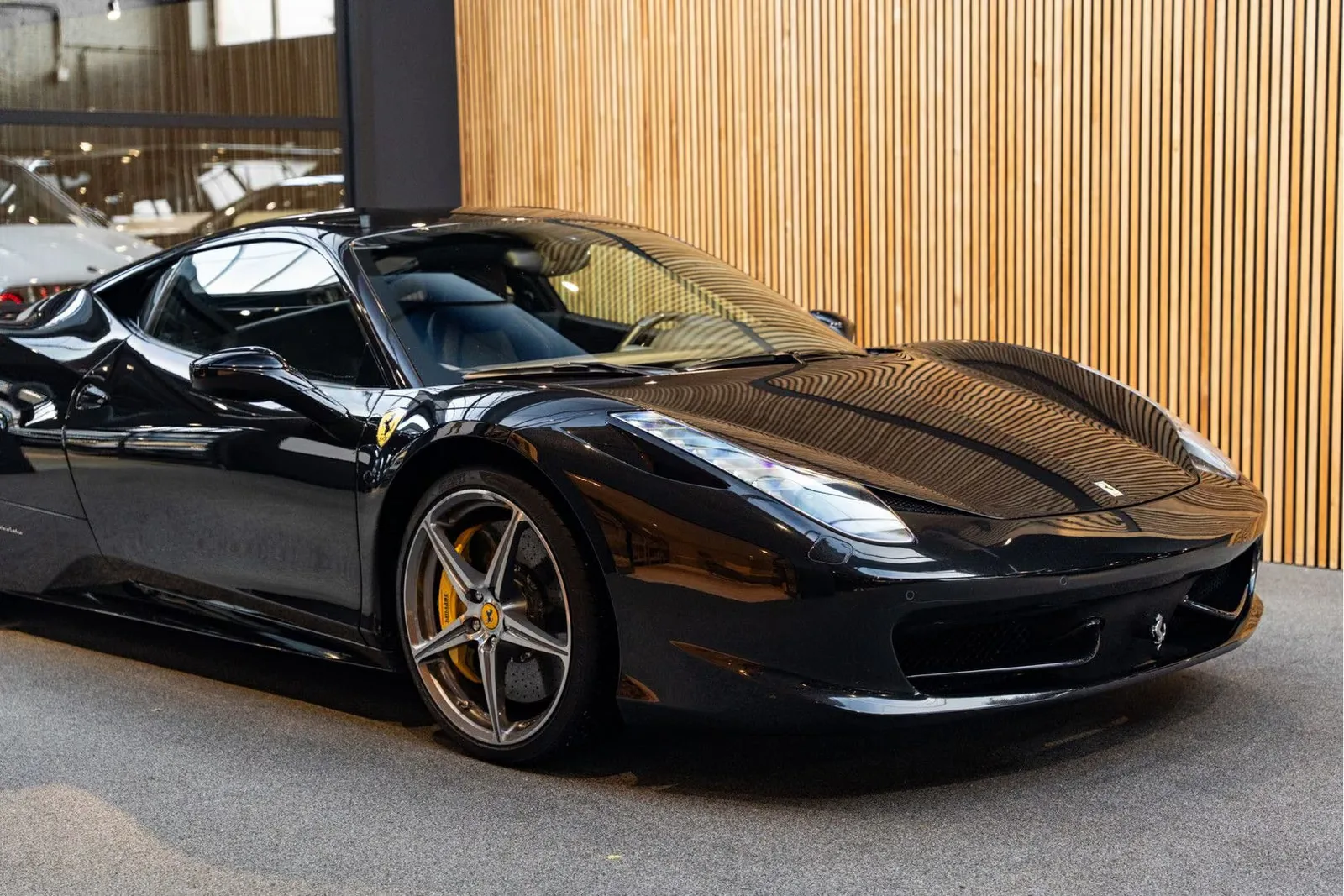 2011 Ferrari 458 Italia, 10/30