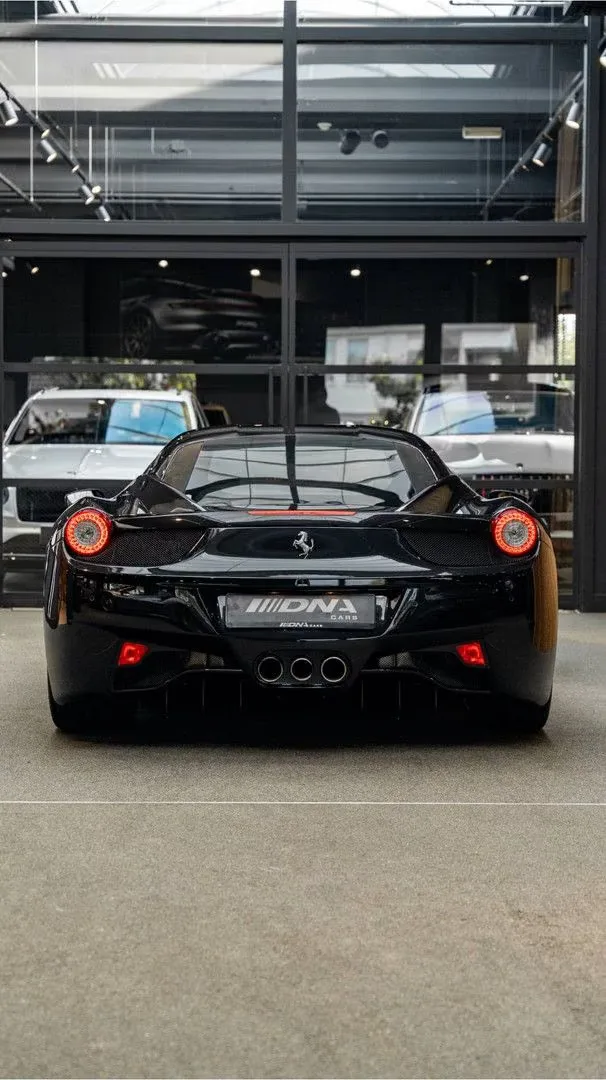 2011 Ferrari 458 Italia, 27/30